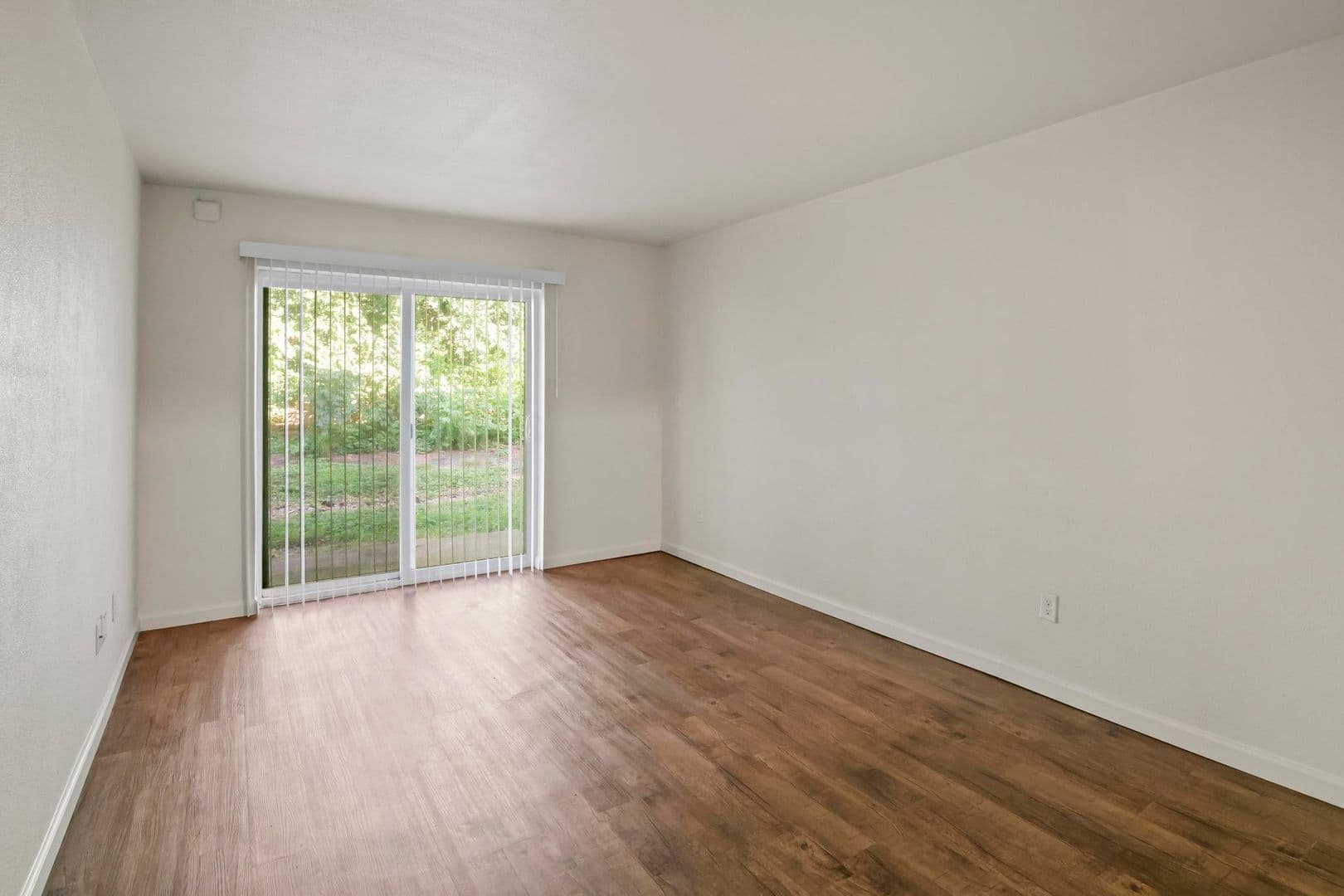 St Ann Apartment: 11120 Graben Dr, Apt D