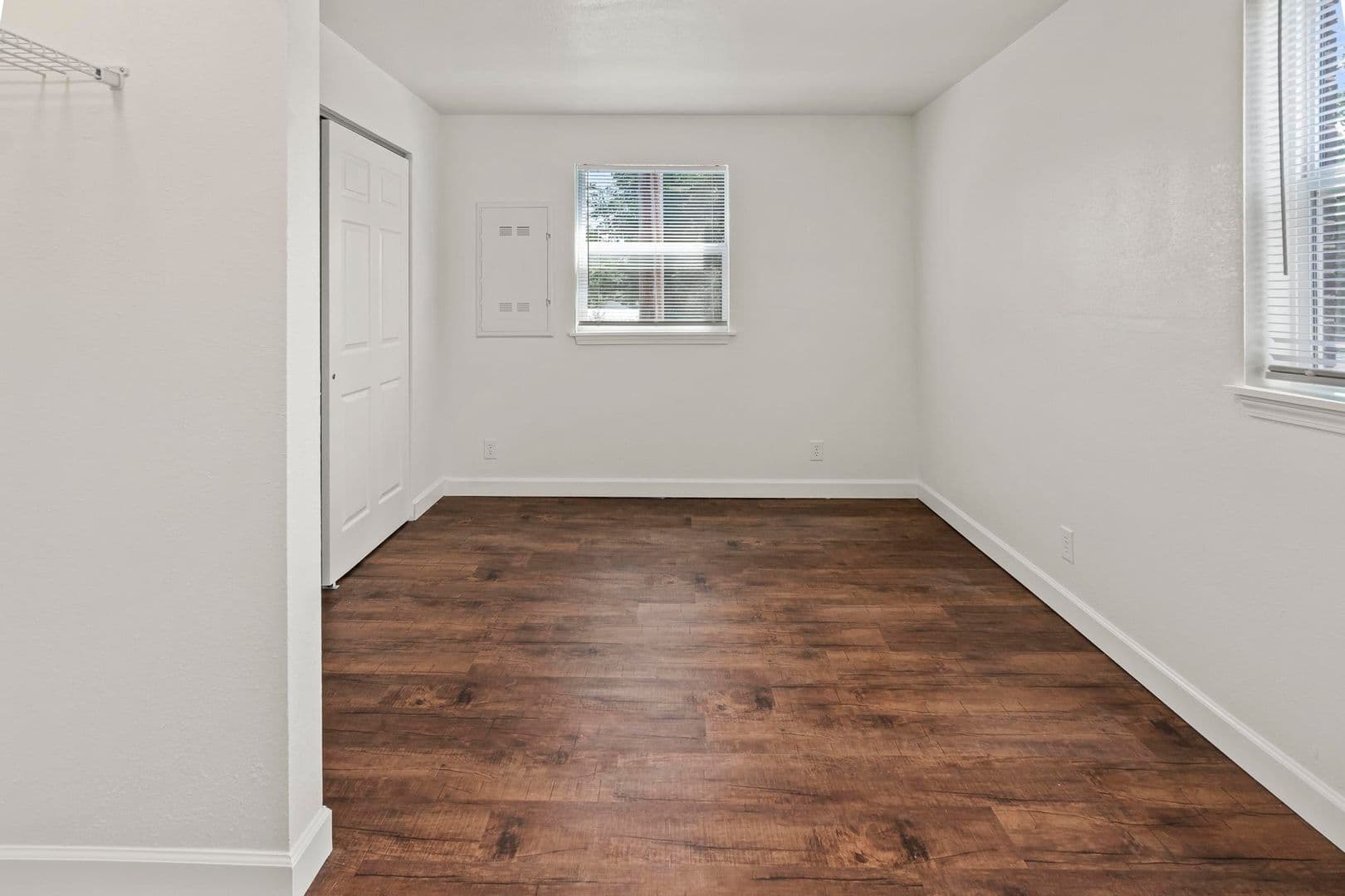 Collinsville Apartment: 1003 S Morrison Ave