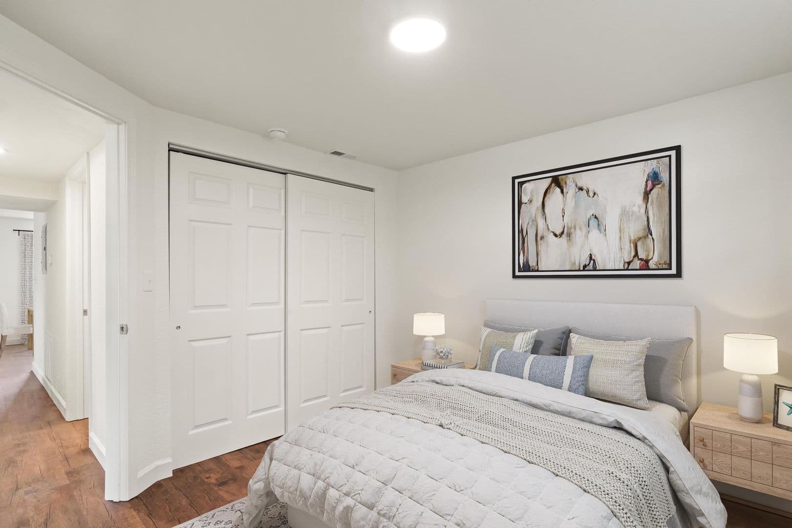 Collinsville Apartment: 1003 S Morrison Ave