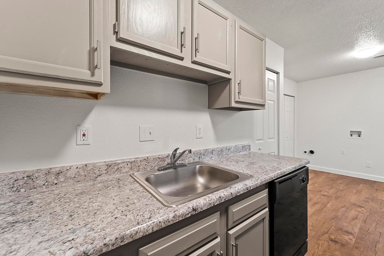 Bethalto Apartment: 190 Rue Sans Souci