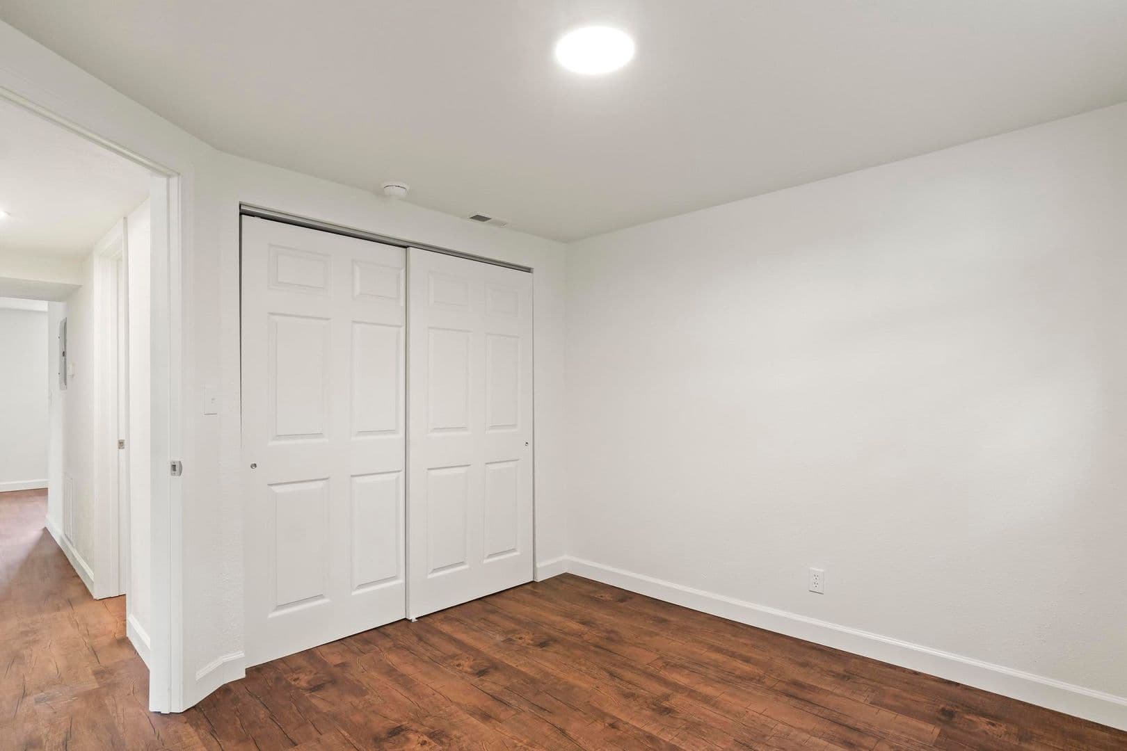 Collinsville Apartment: 1003 S Morrison Ave
