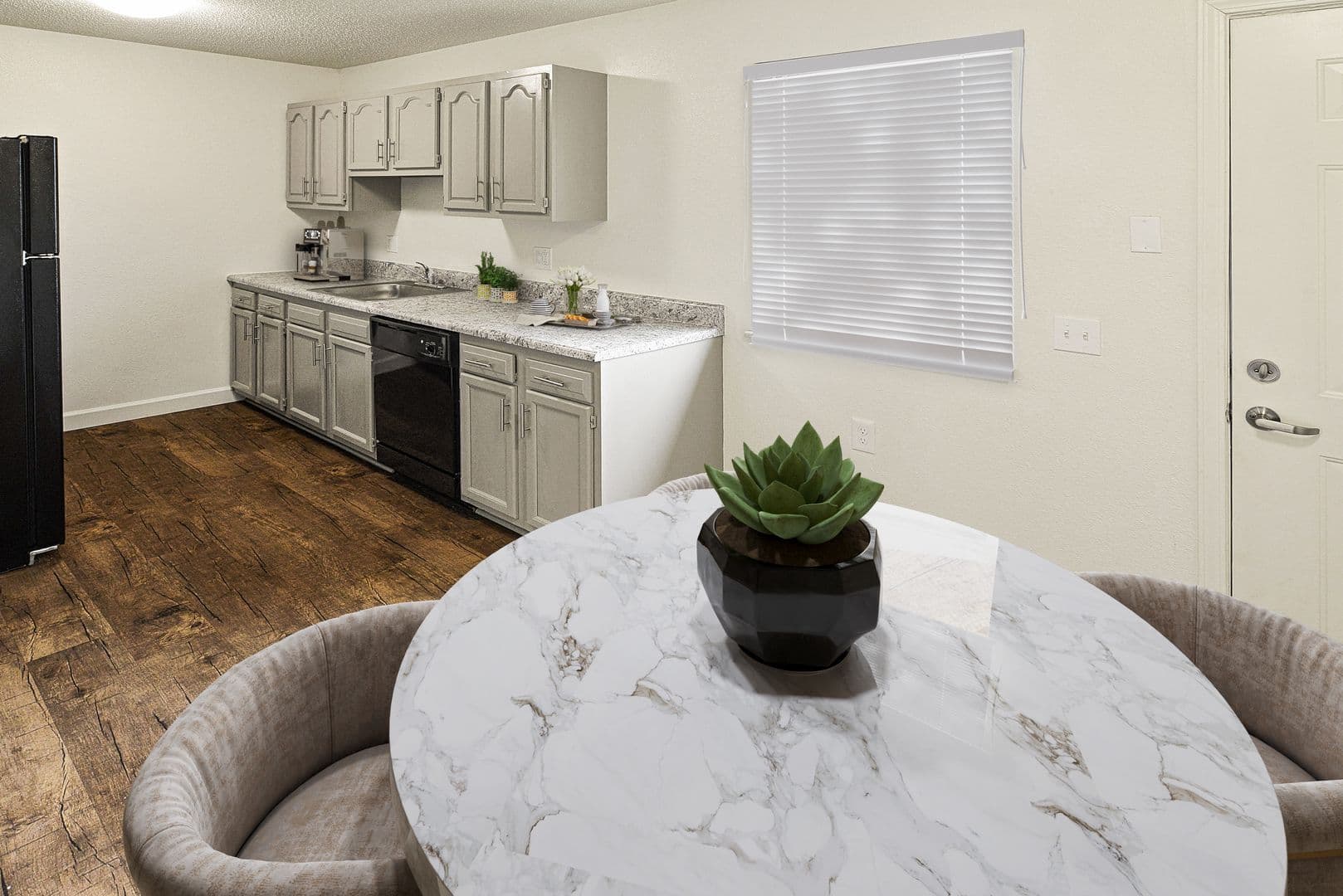 Bethalto Apartment: 190 Rue Sans Souci