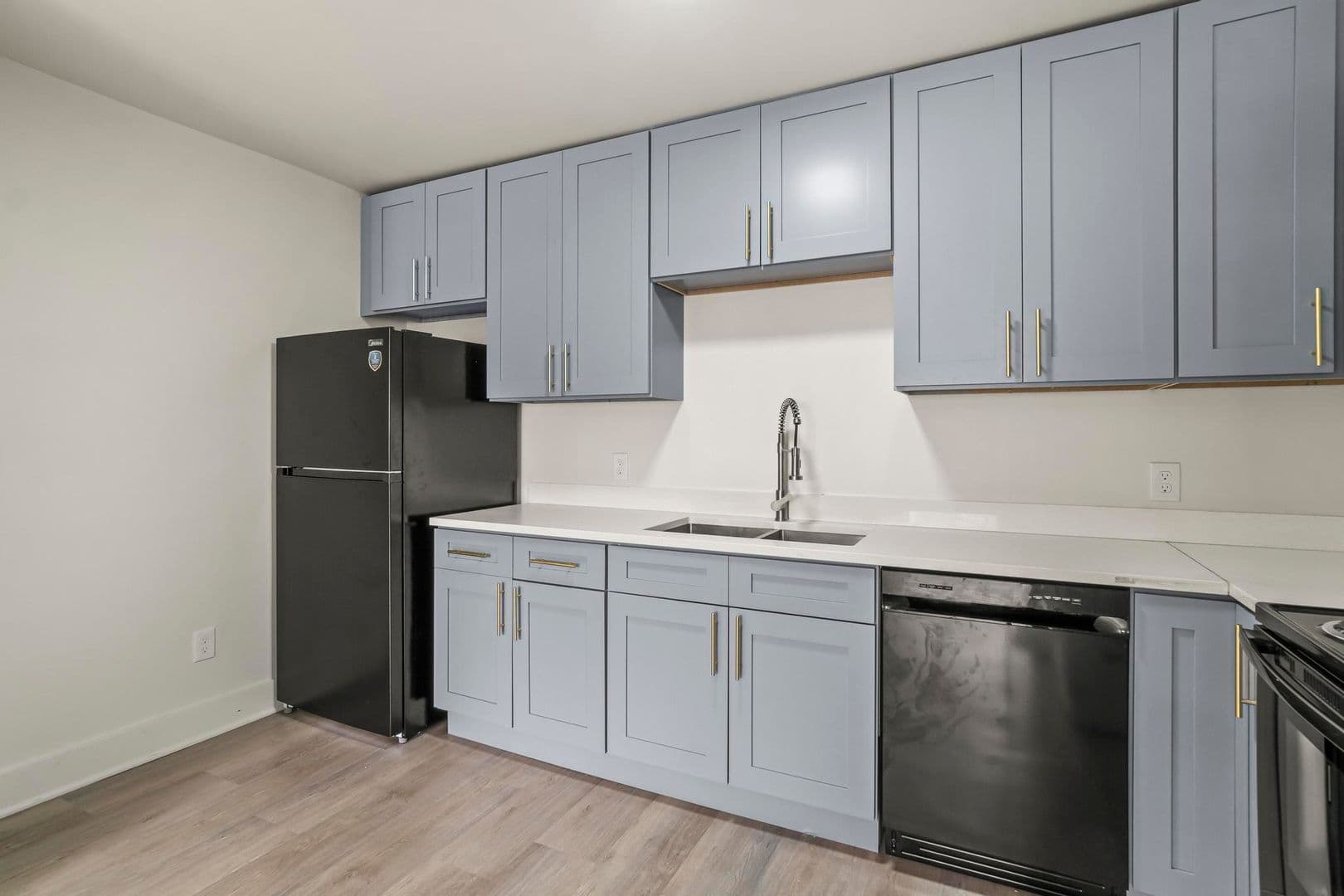 Saint Louis Apartment: 7851 Bandero Dr