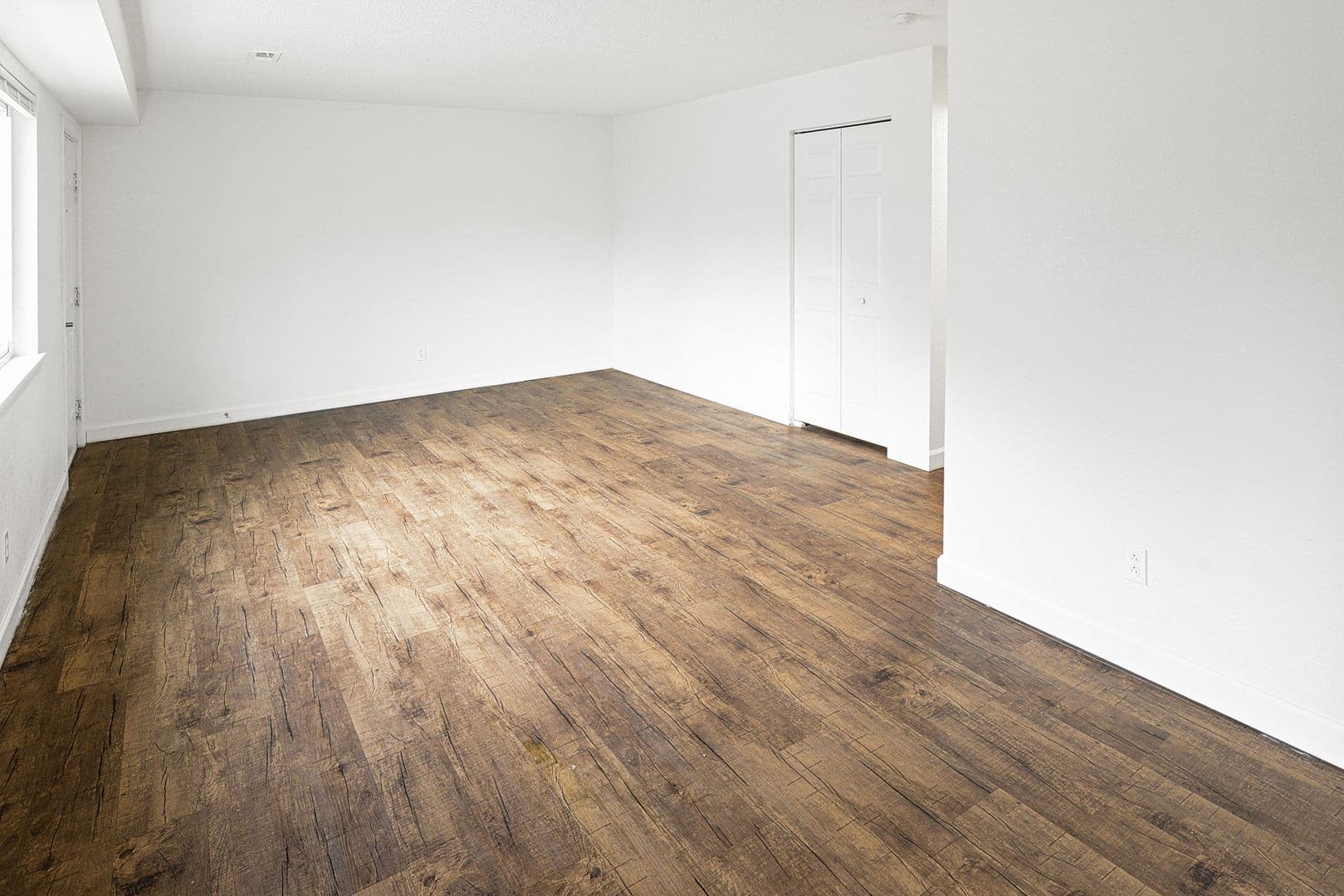 Collinsville Apartment: 1003 S Morrison Ave
