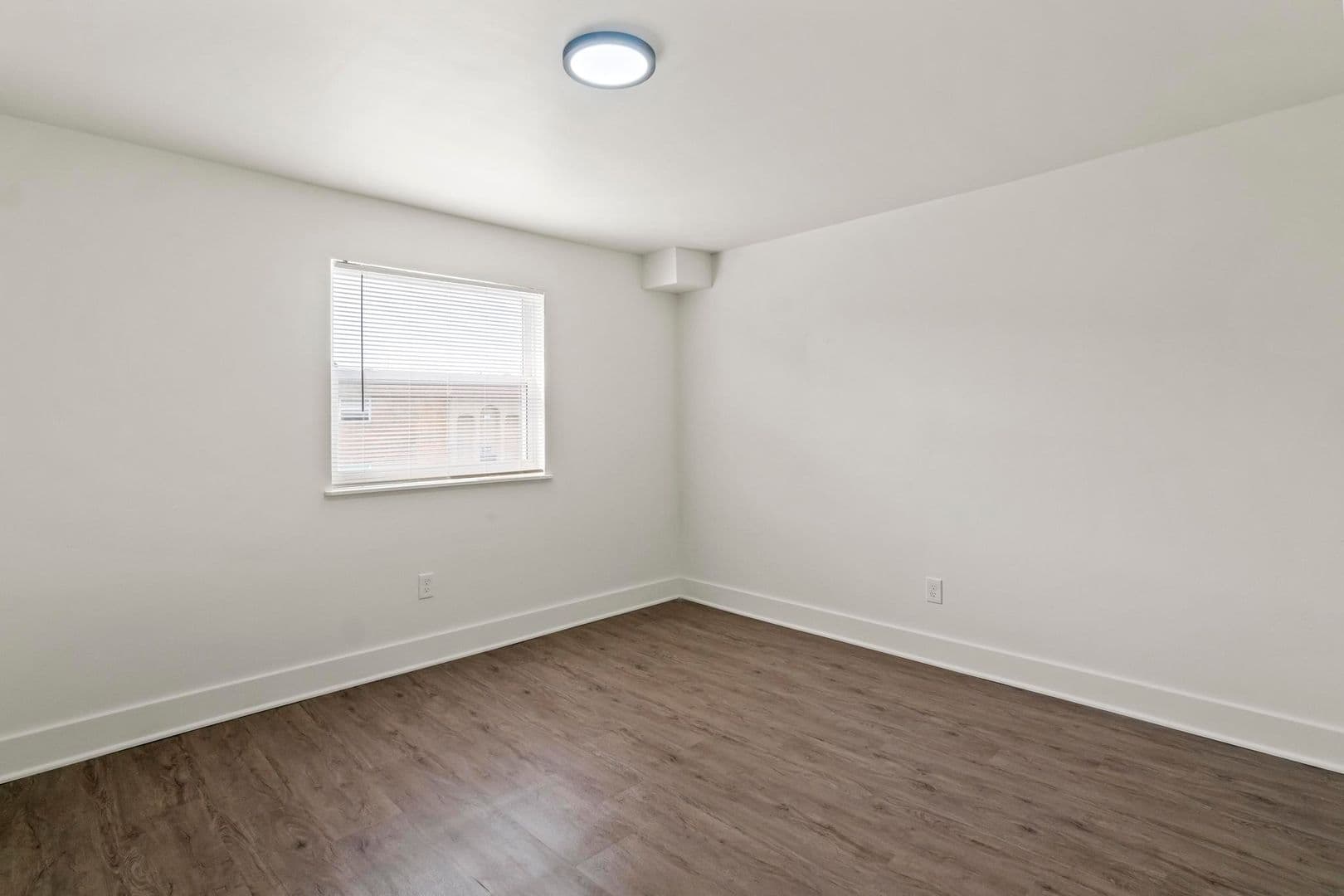 Saint Louis Apartment: 7851 Bandero Dr