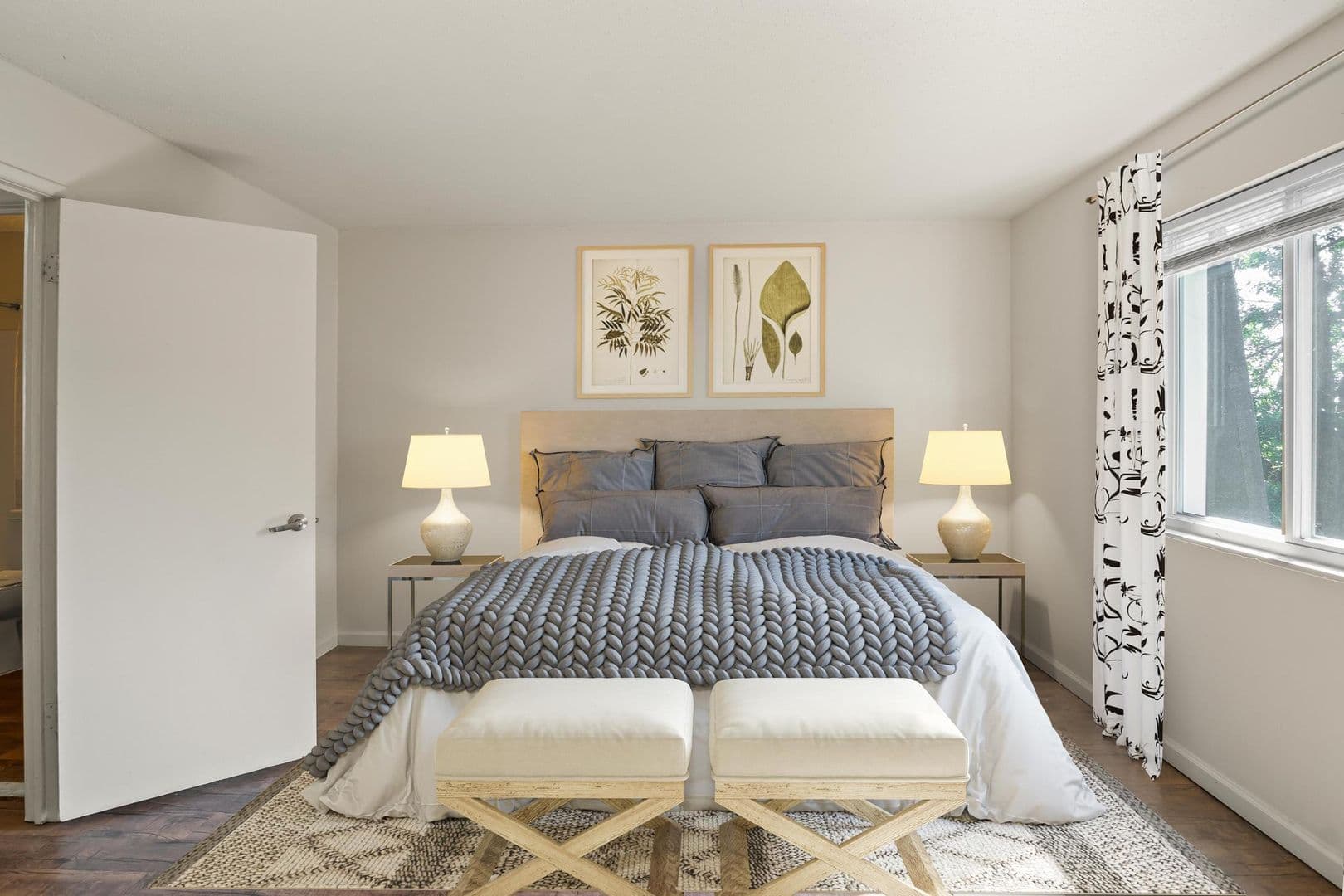 St Ann Apartment: 11120 Graben Dr, Apt D