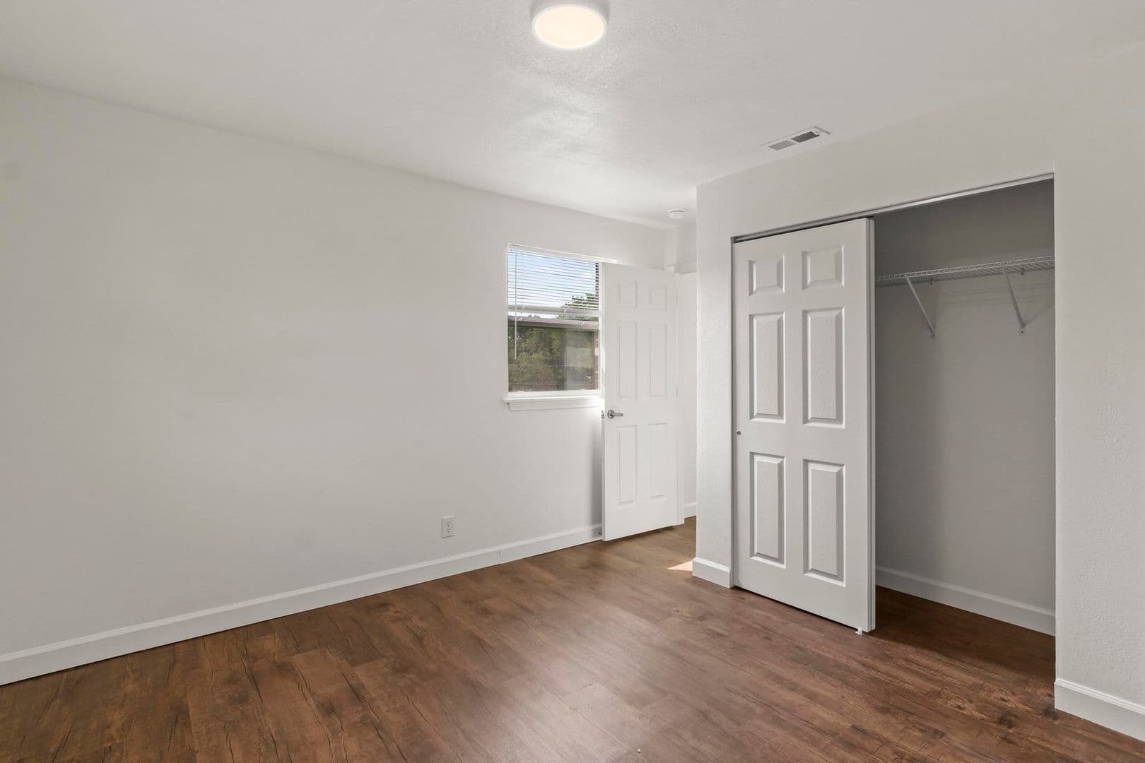 Collinsville Apartment: 1003 S Morrison Ave