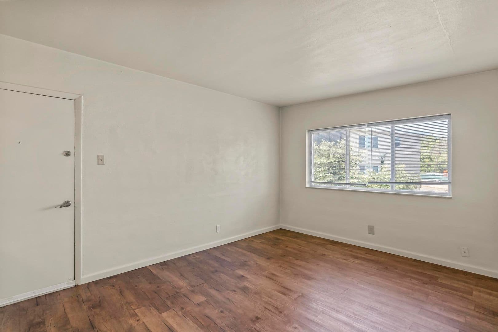 St Ann Apartment: 11120 Graben Dr Apt D
