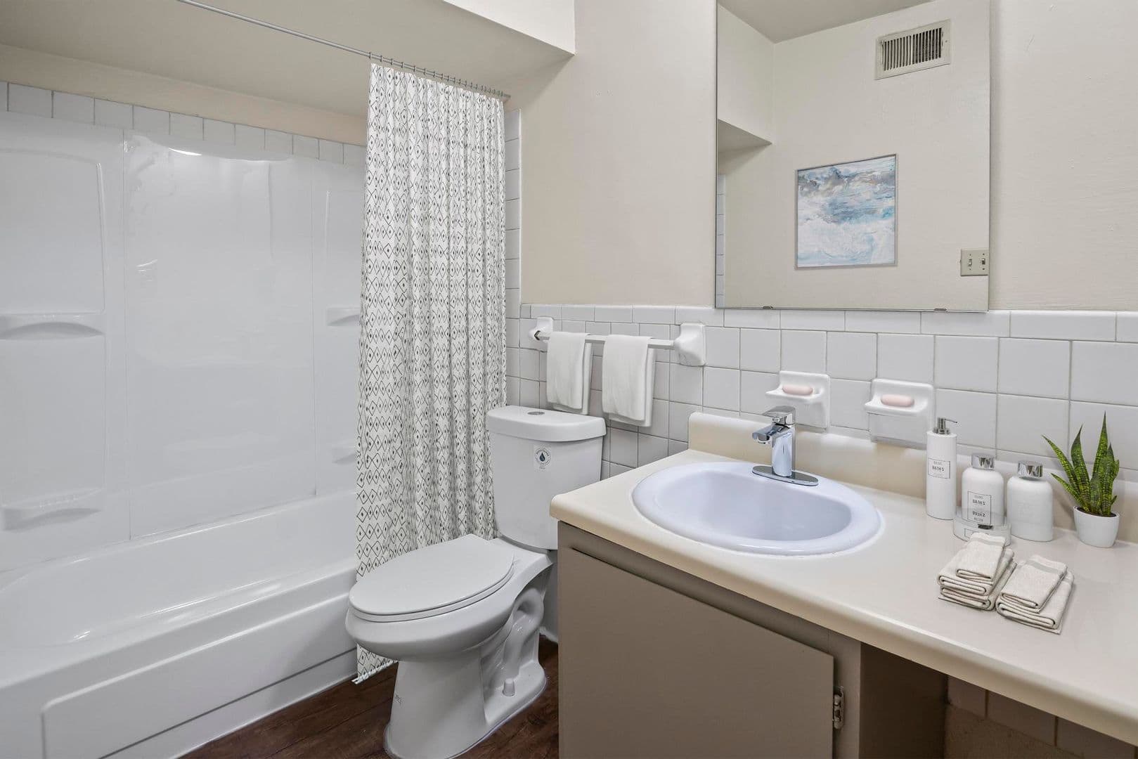 St Ann Apartment: 11120 Graben Dr Apt D