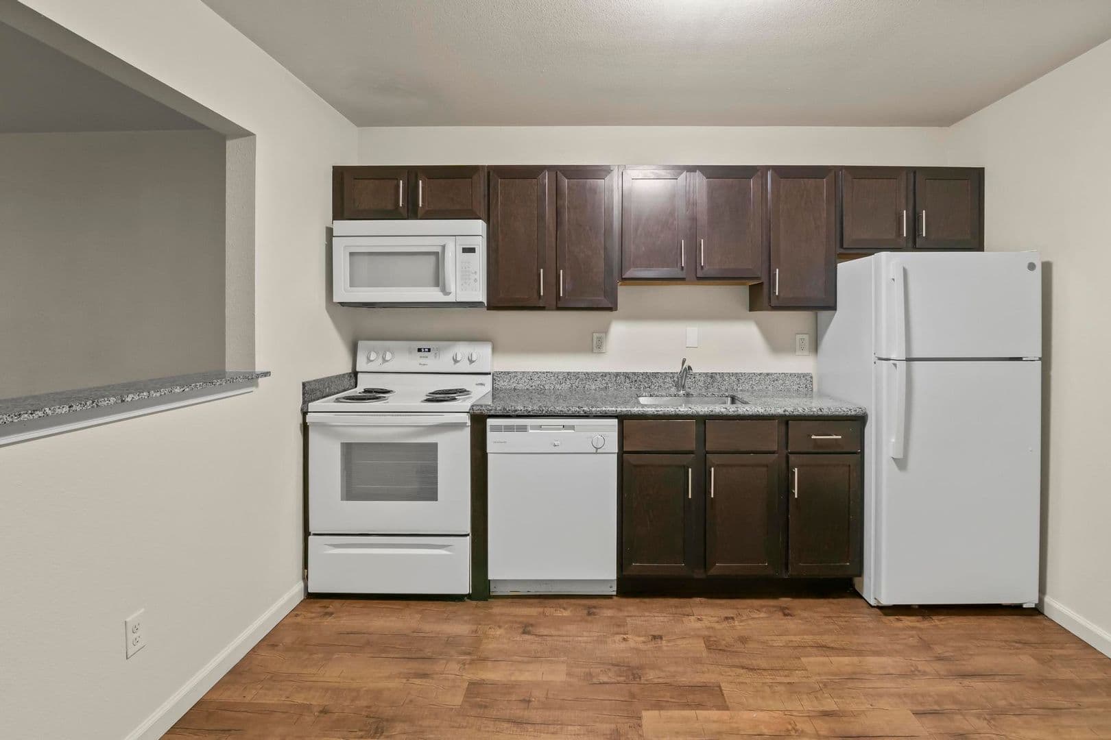 St Ann Apartment: 11120 Graben Dr, Apt D