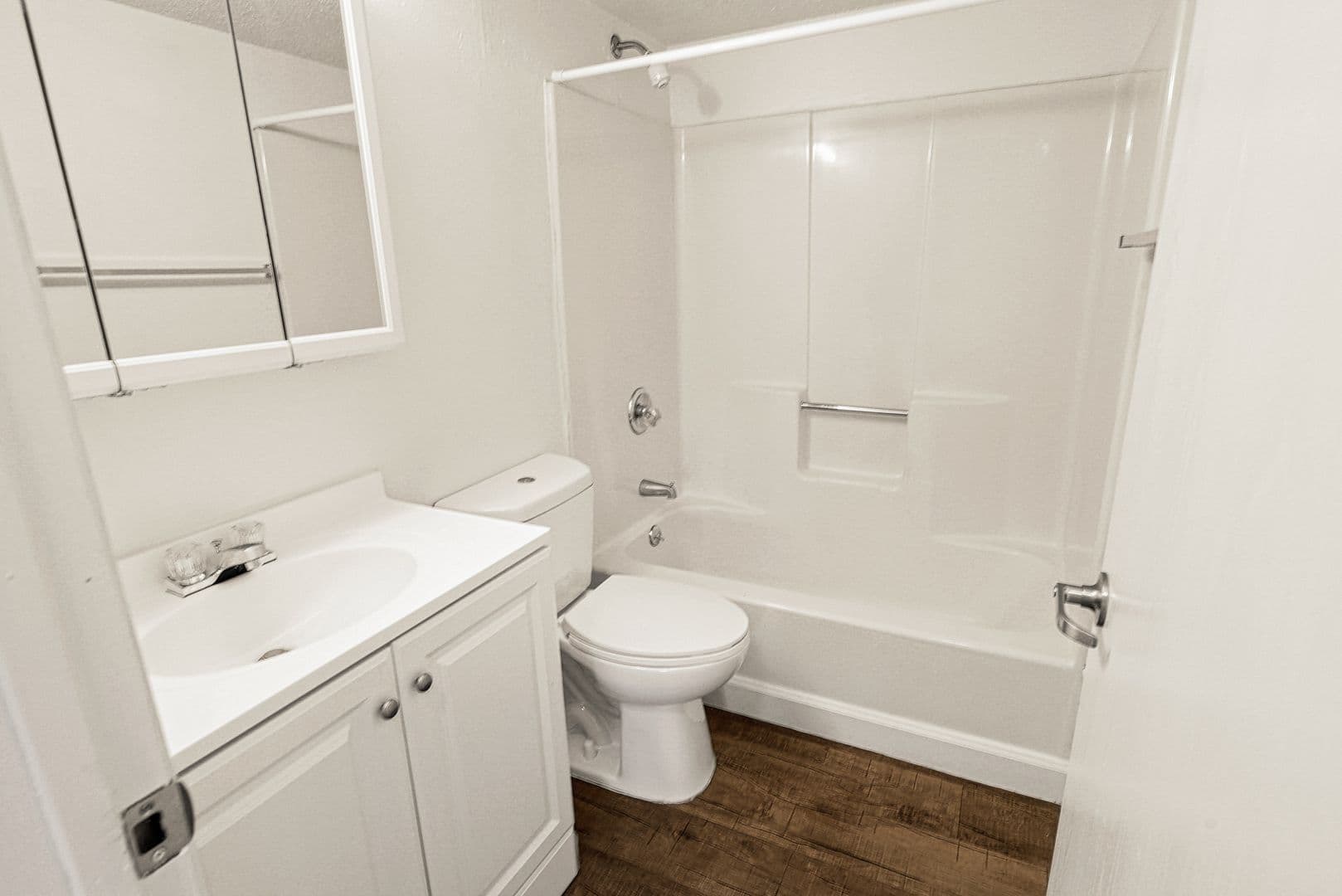 Collinsville Apartment: 1003 S Morrison Ave