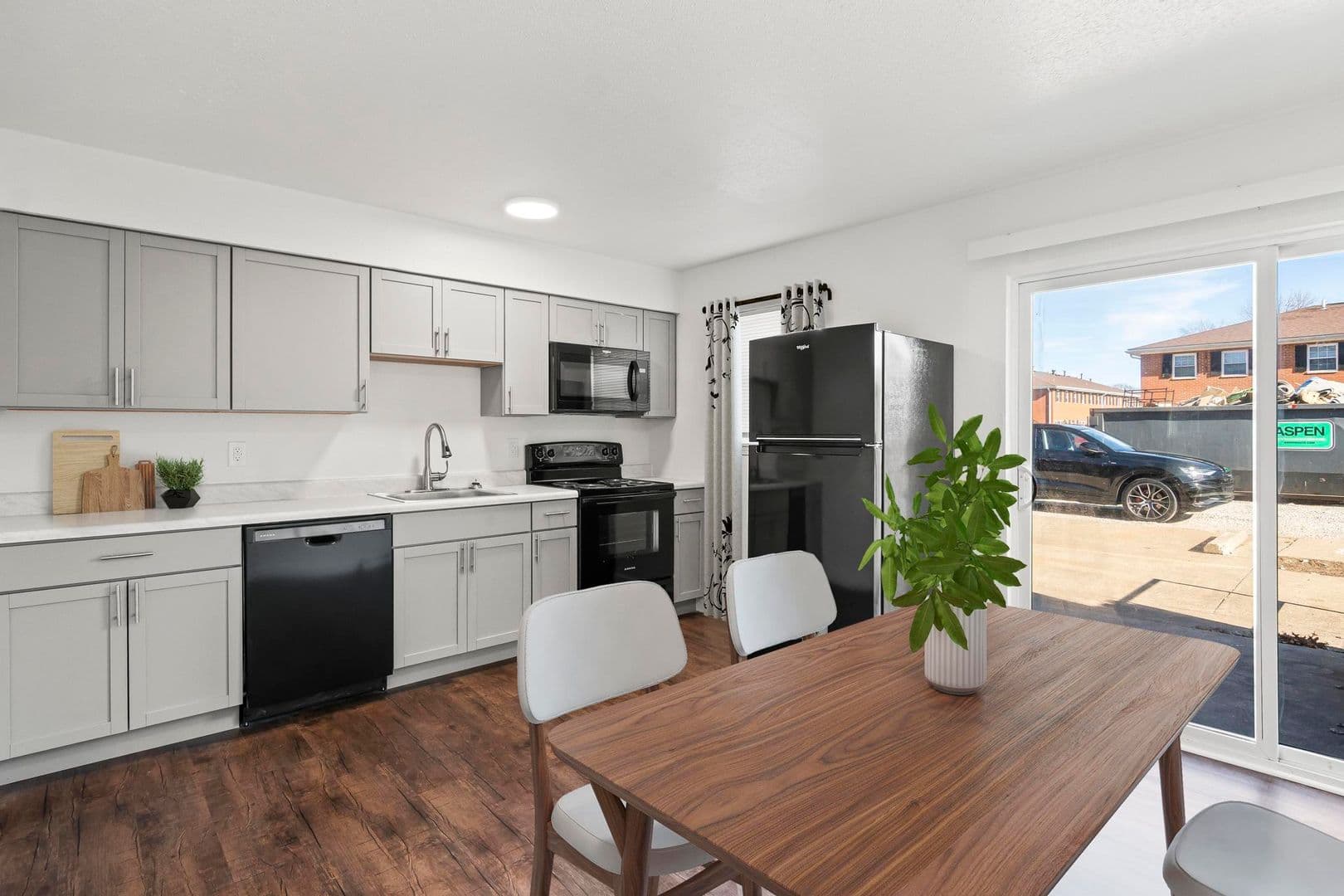 Granite City Apartment: 4078-01 Kathy Dr