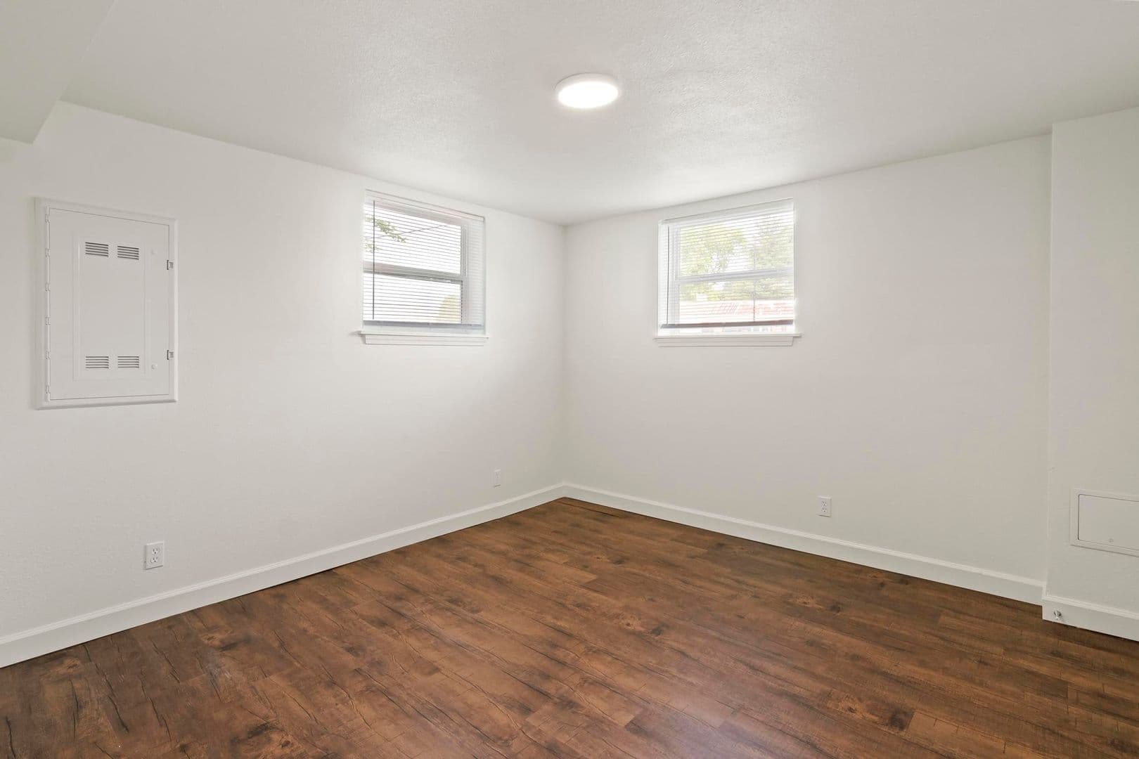 Collinsville Apartment: 1003 S Morrison Ave