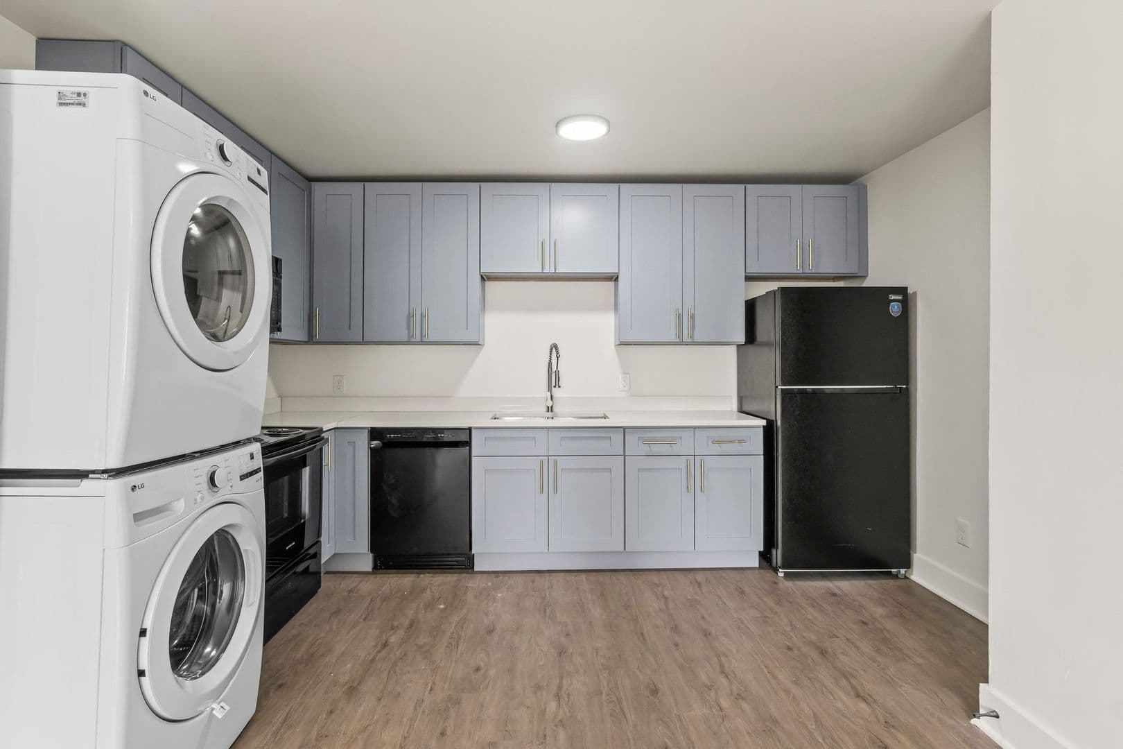 Saint Louis Apartment: 7851 Bandero Dr