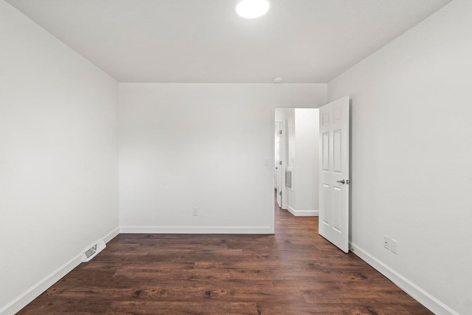 Granite City Apartment: 4078-01 Kathy Dr