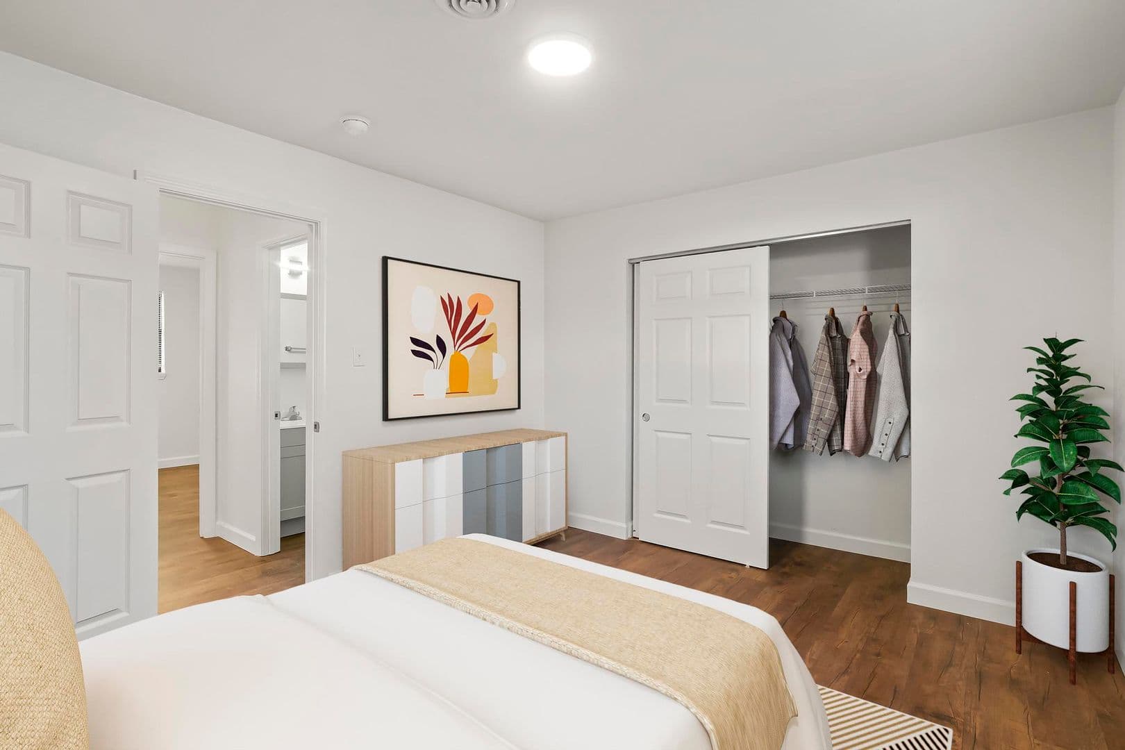 Belleville Apartment: 101 Adeline Dr.