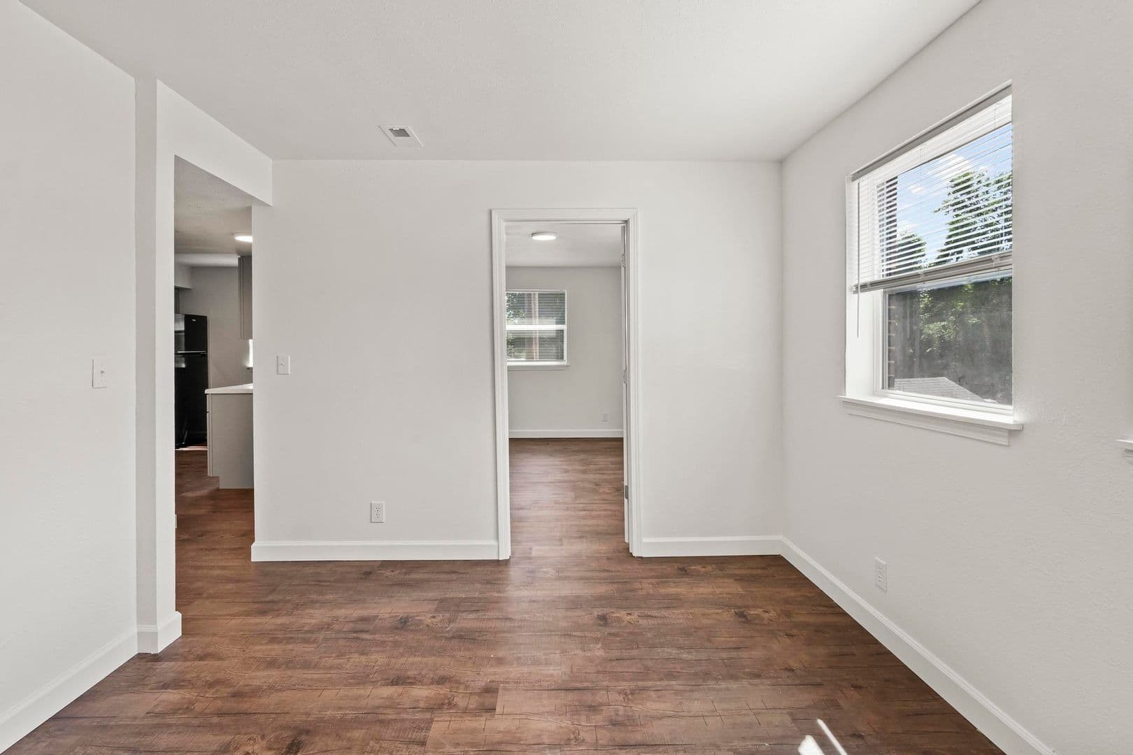 Collinsville Apartment: 1003 S Morrison Ave