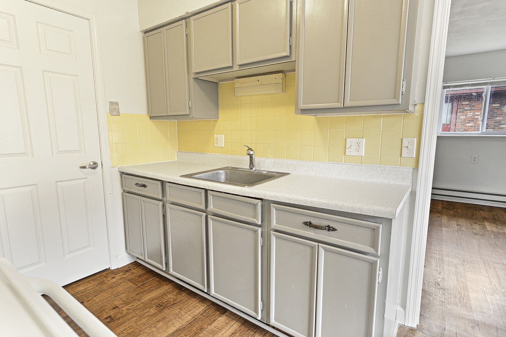 Belleville Apartment: 101 Adeline Dr.
