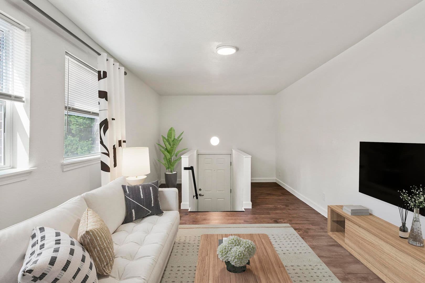 Collinsville Apartment: 1003 S Morrison Ave