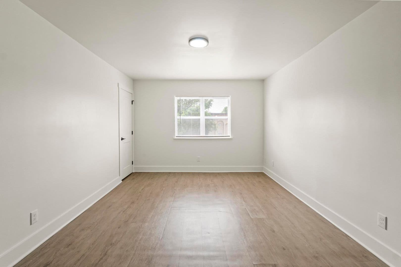 Saint Louis Apartment: 7851 Bandero Dr
