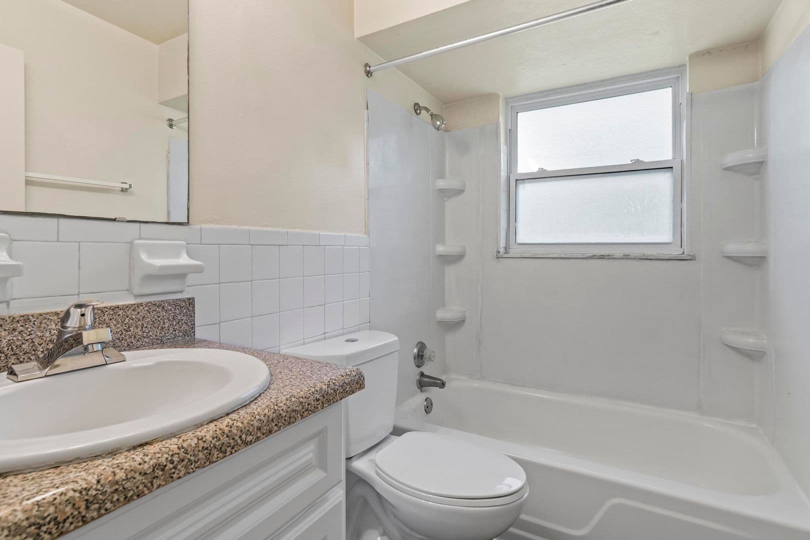 St Ann Apartment: 11120 Graben Dr Apt D
