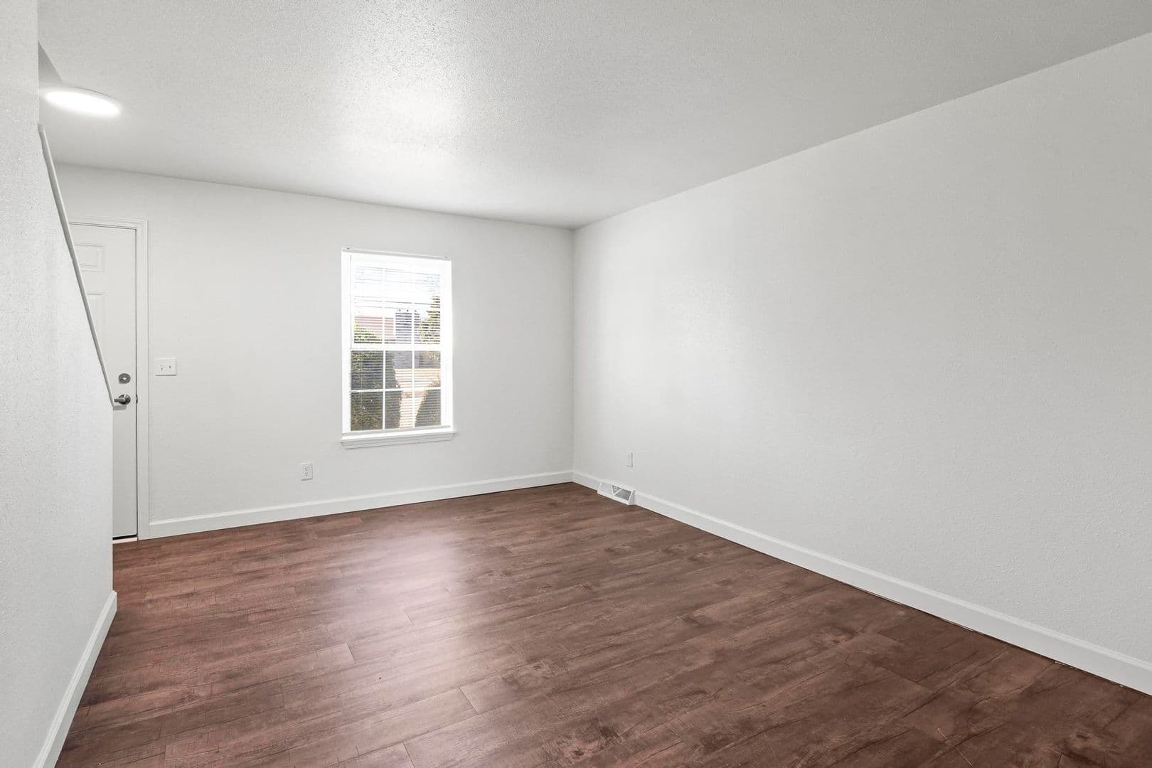 Granite City Apartment: 4078-01 Kathy Dr