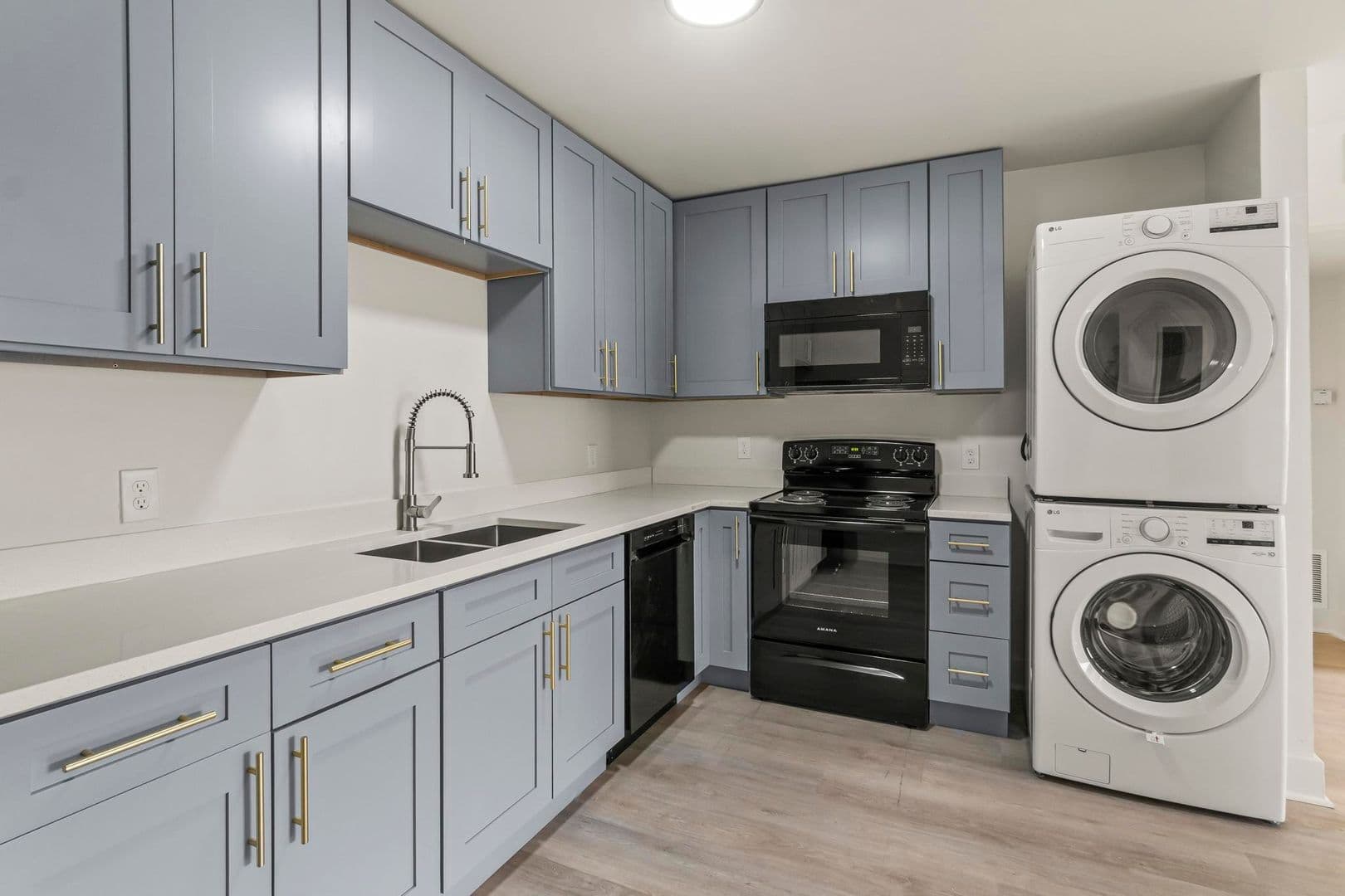 Saint Louis Apartment: 7851 Bandero Dr