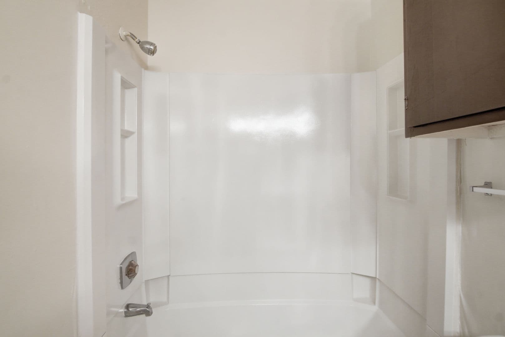 Jackson Apartment: 4901 Mc Willie Circle
