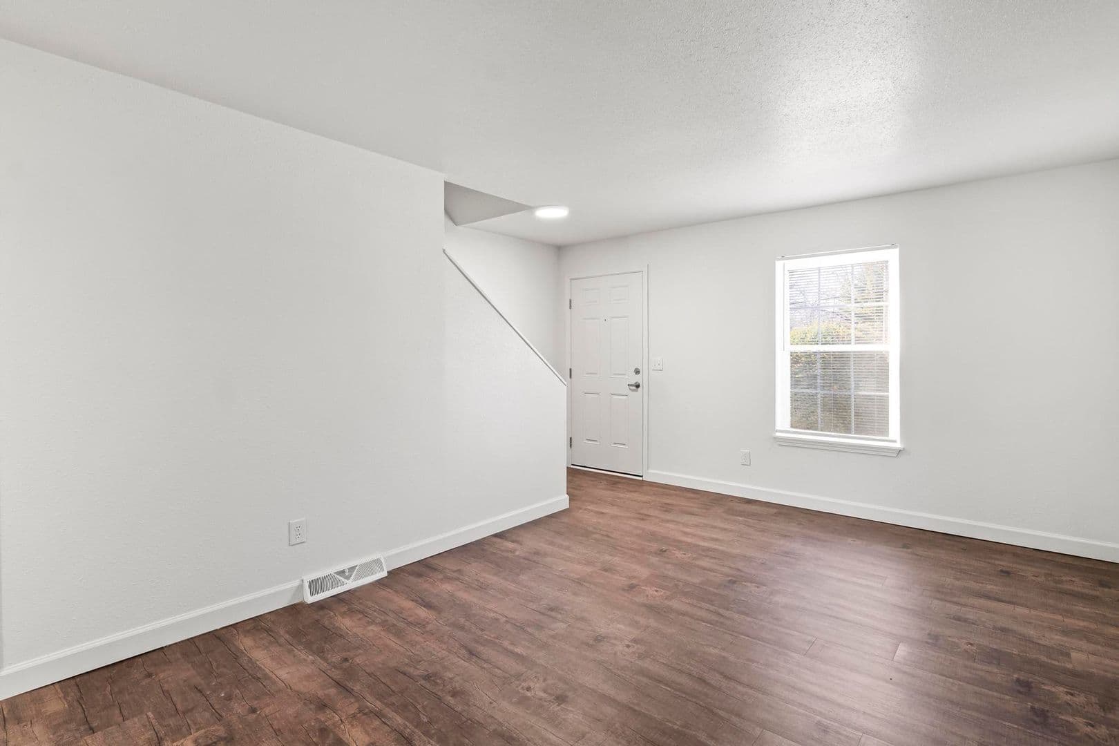 Granite City Apartment: 4078-01 Kathy Dr