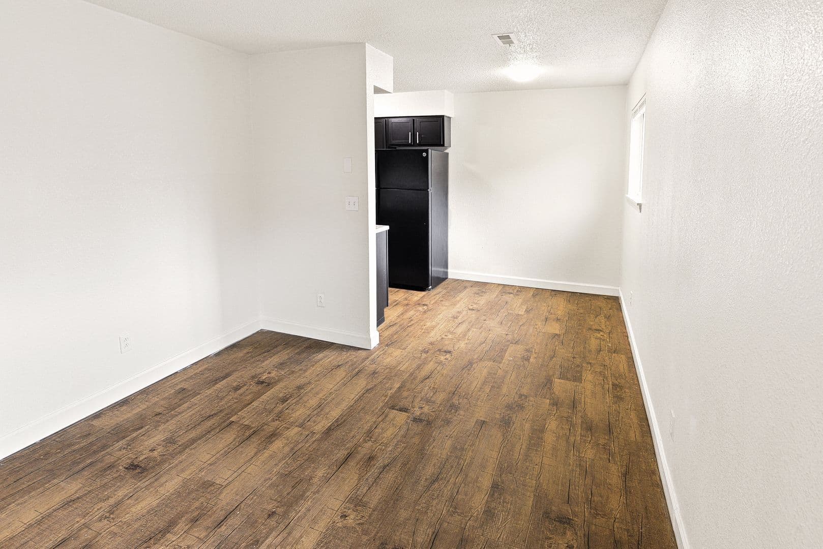Collinsville Apartment: 1003 S Morrison Ave