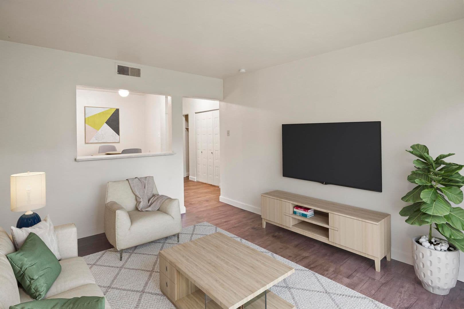 St Ann Apartment: 11120 Graben Dr Apt D