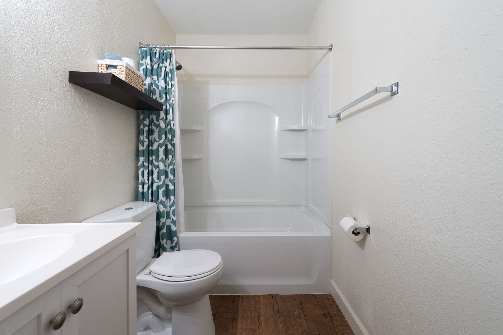 Belleville Apartment: 101 Adeline Dr.