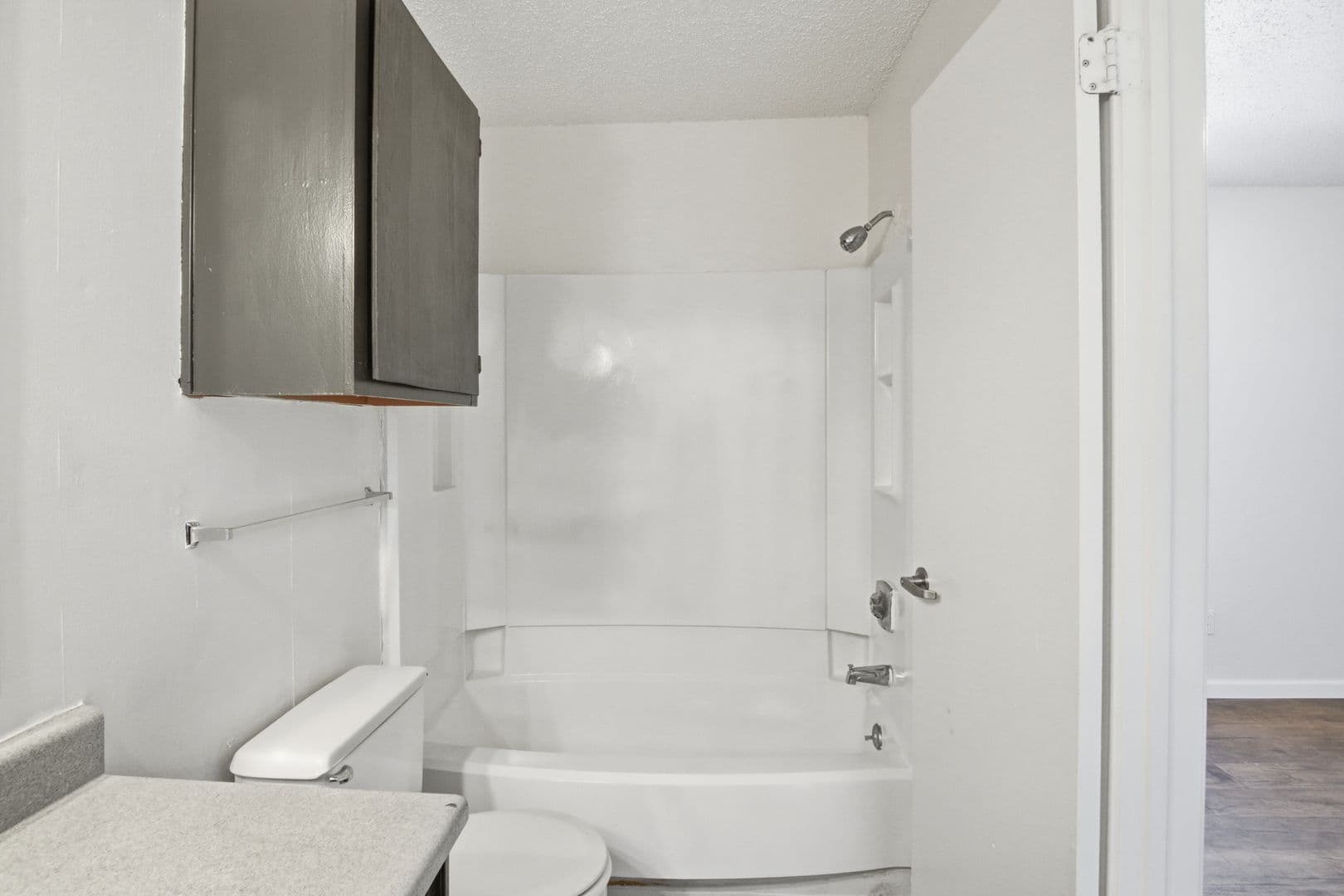 Jackson Apartment: 4901 Mc Willie Circle