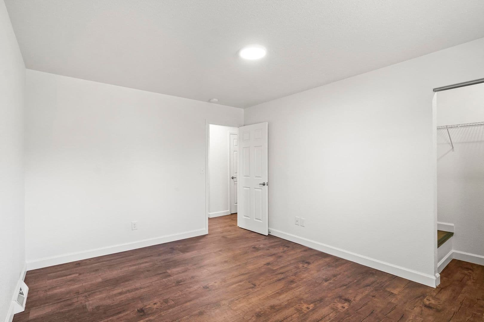 Granite City Apartment: 4078-01 Kathy Dr