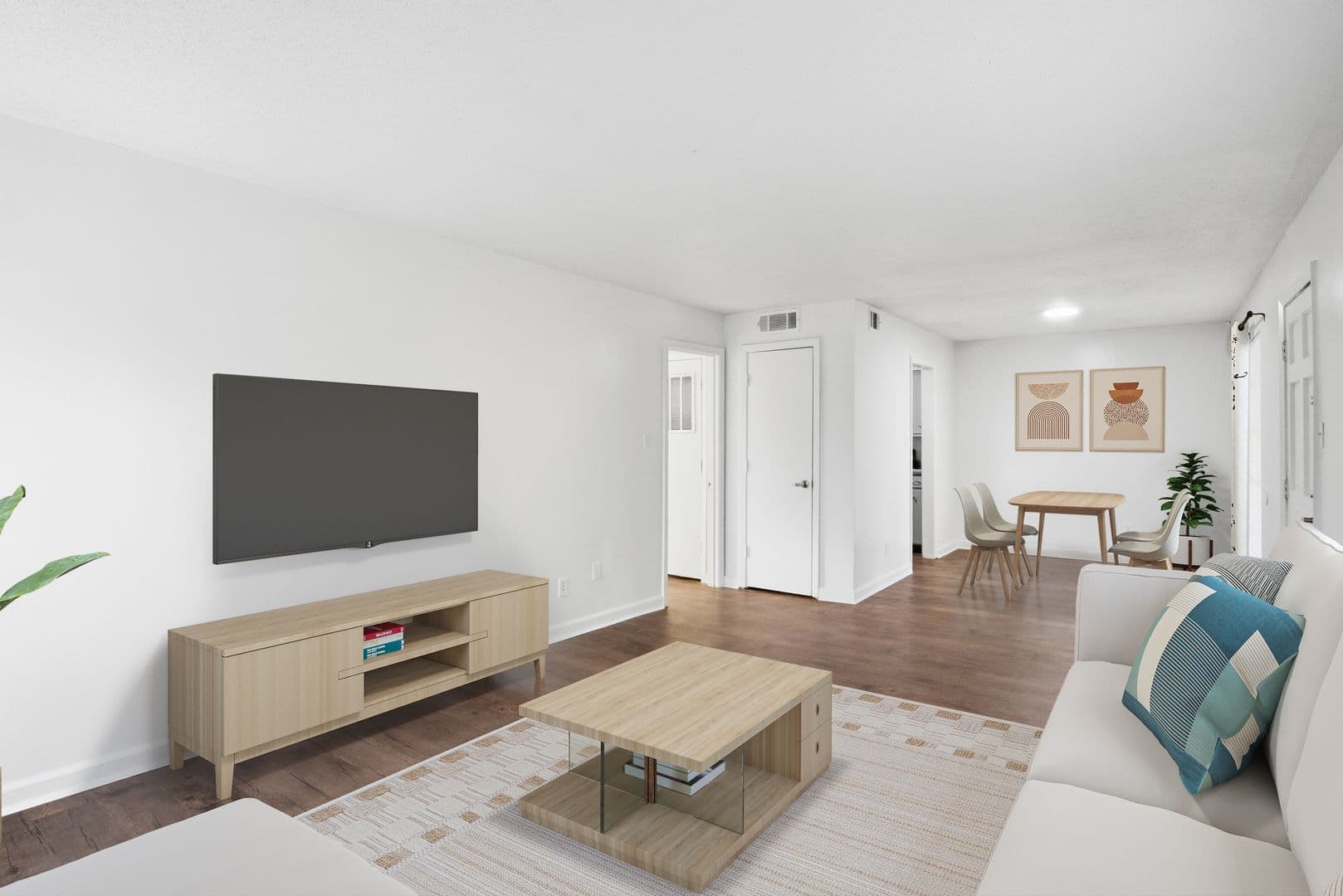 Jackson Apartment: 5255 Manhattan Road