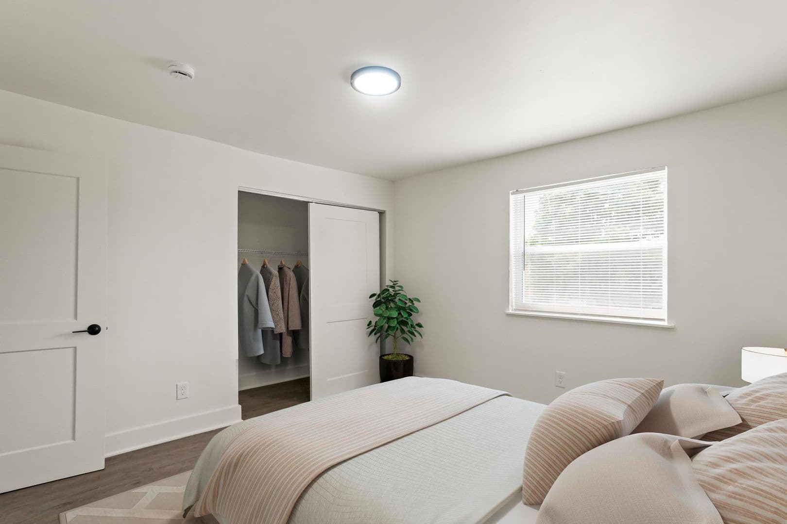 Saint Louis Apartment: 7851 Bandero Dr