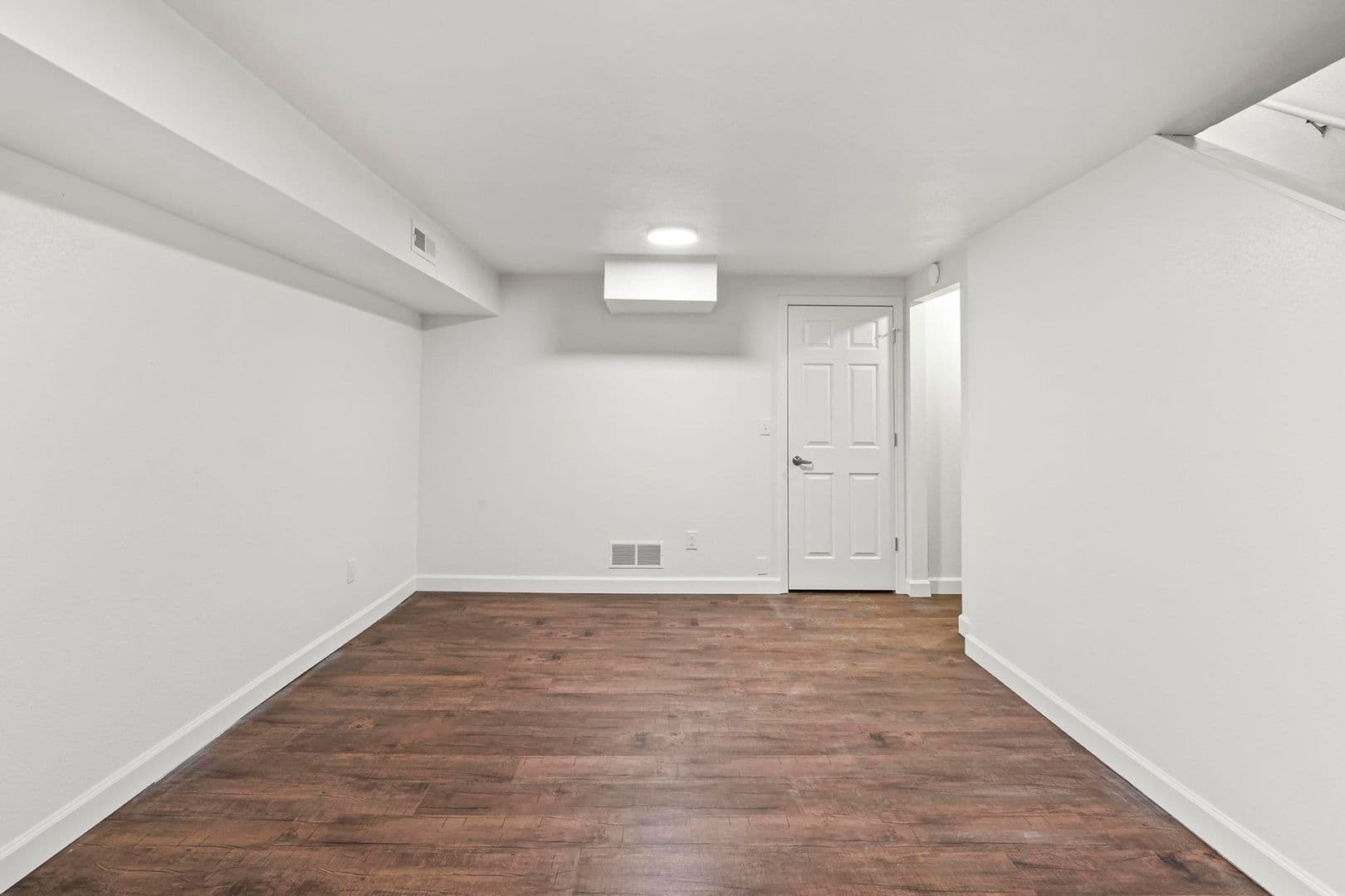 Granite City Apartment: 4078-01 Kathy Dr