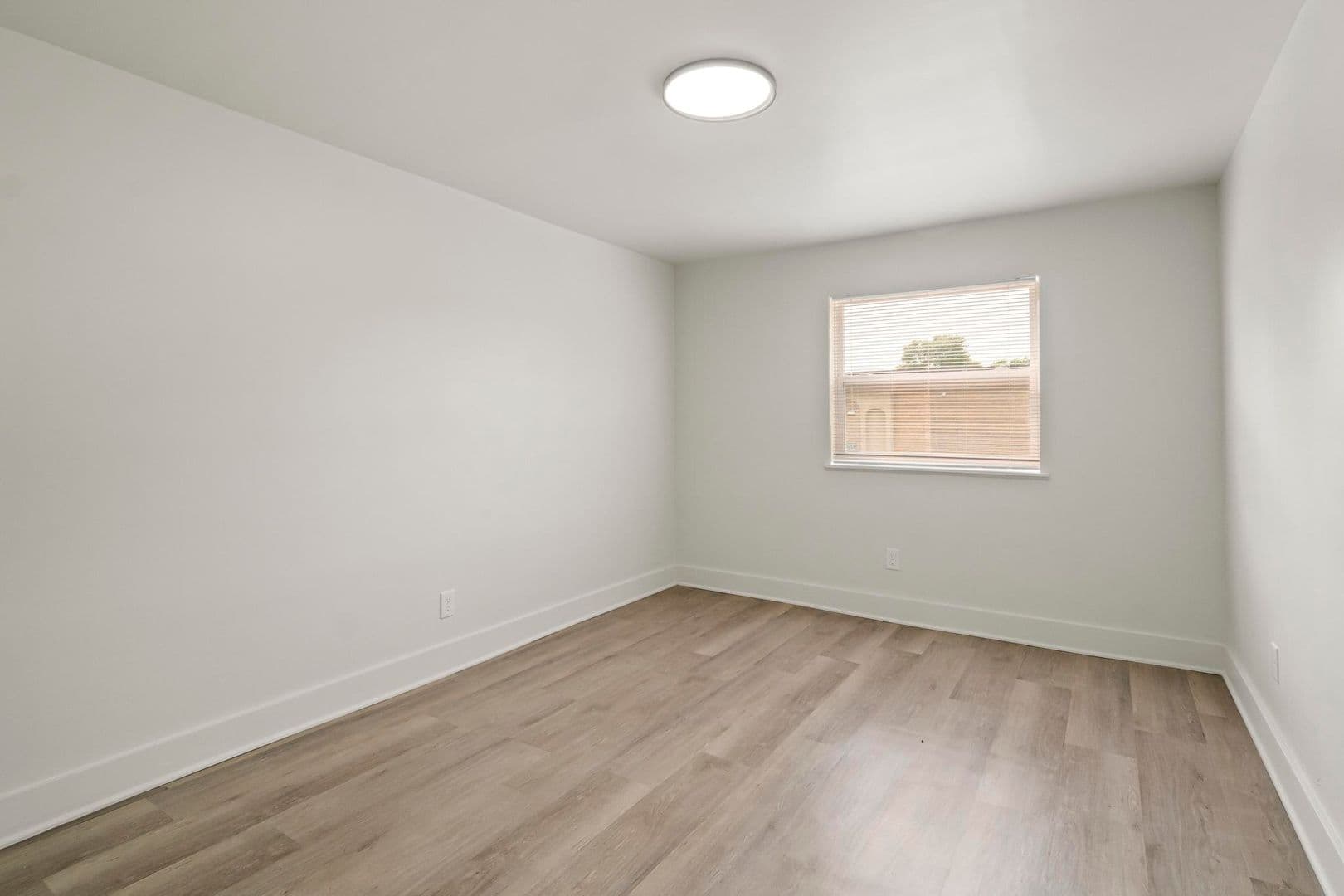 Saint Louis Apartment: 7851 Bandero Dr