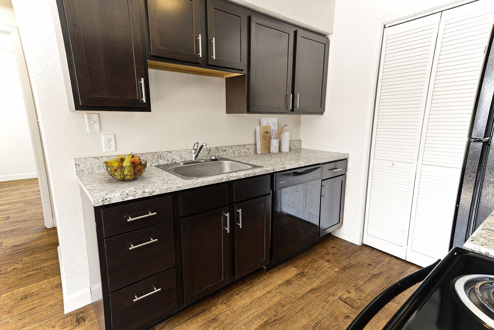 Belleville Apartment: 101 Adeline Dr.