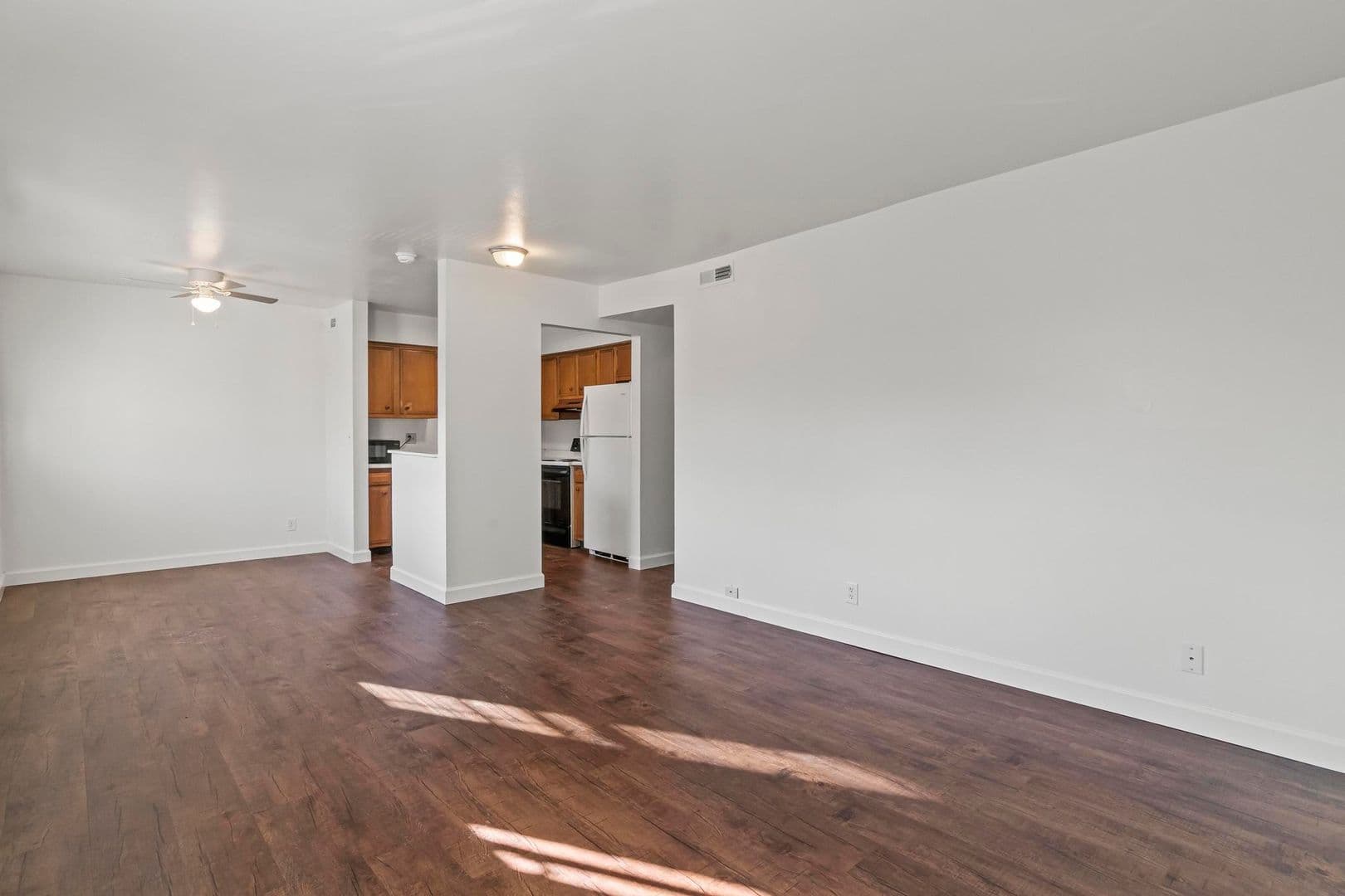 Granite City Apartment: 4078-01 Kathy Dr