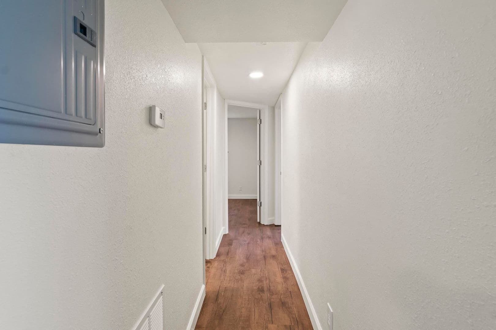 Collinsville Apartment: 1003 S Morrison Ave