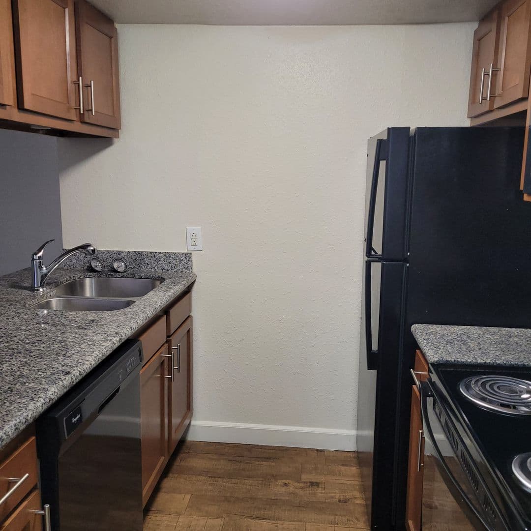 Belleville Apartment: 101 Adeline Dr.