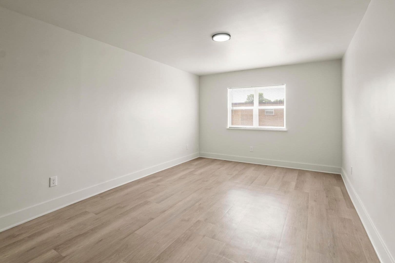 Saint Louis Apartment: 7851 Bandero Dr