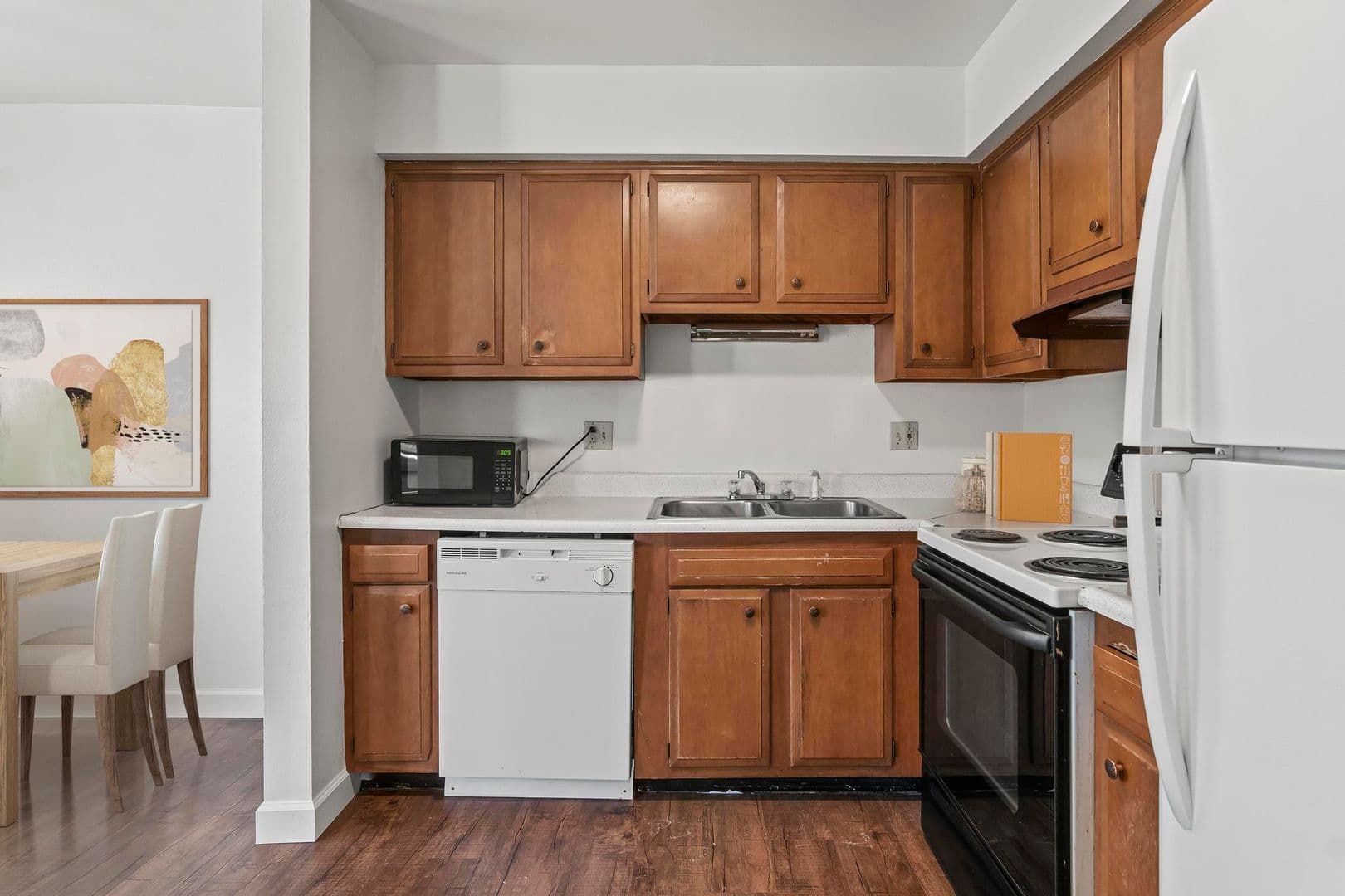 Granite City Apartment: 4078-01 Kathy Dr