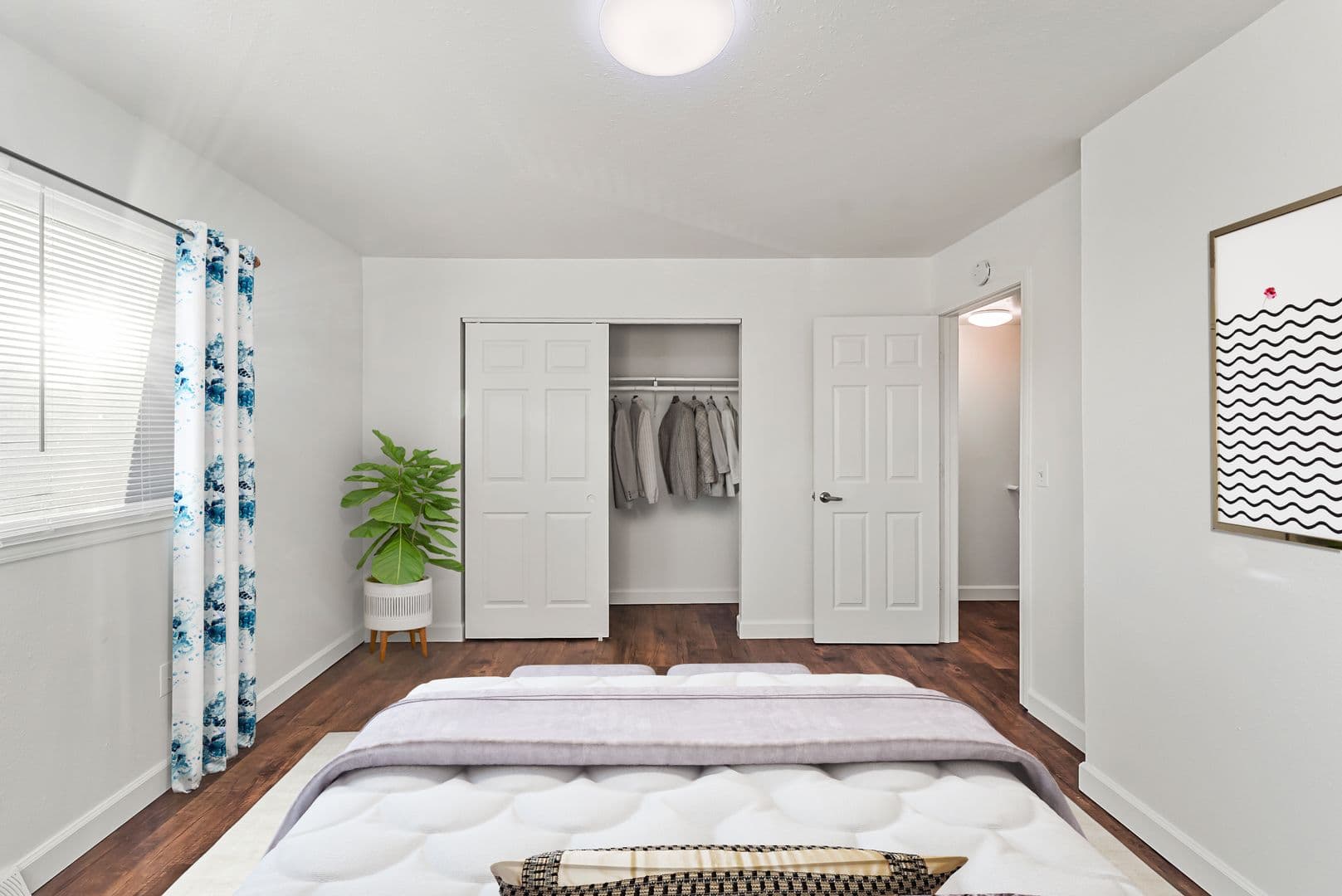 Wood River Apartment: 543 Charles Ave