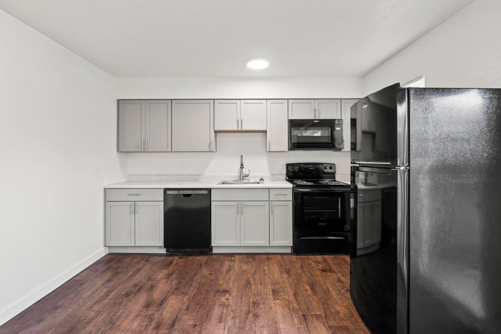 Granite City Apartment: 4078-01 Kathy Dr