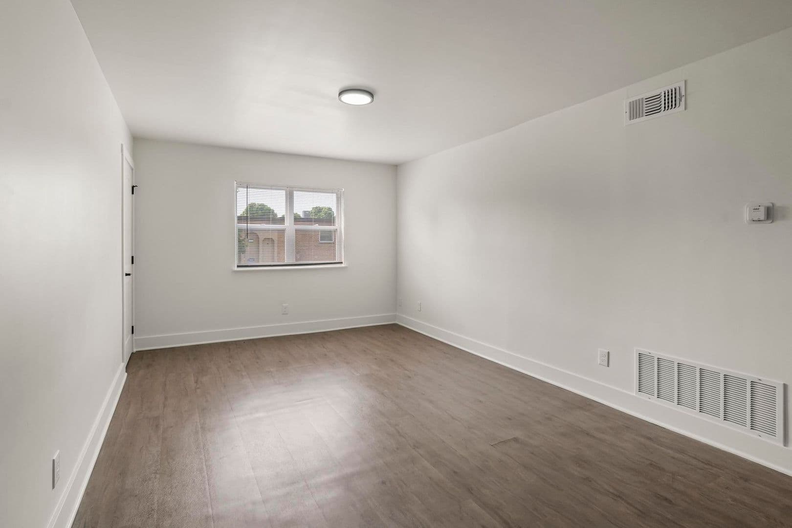Saint Louis Apartment: 7851 Bandero Dr