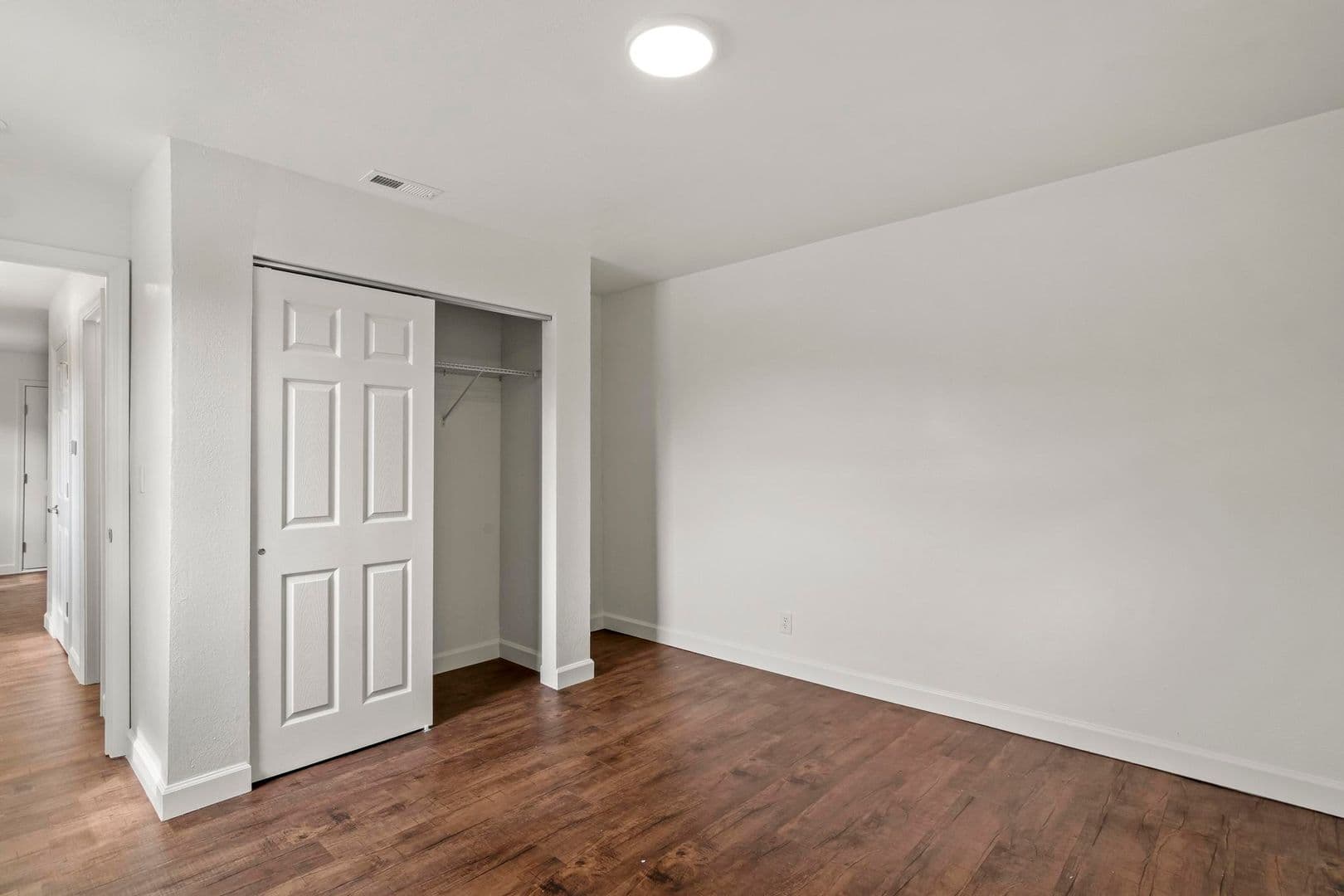 Collinsville Apartment: 1003 S Morrison Ave