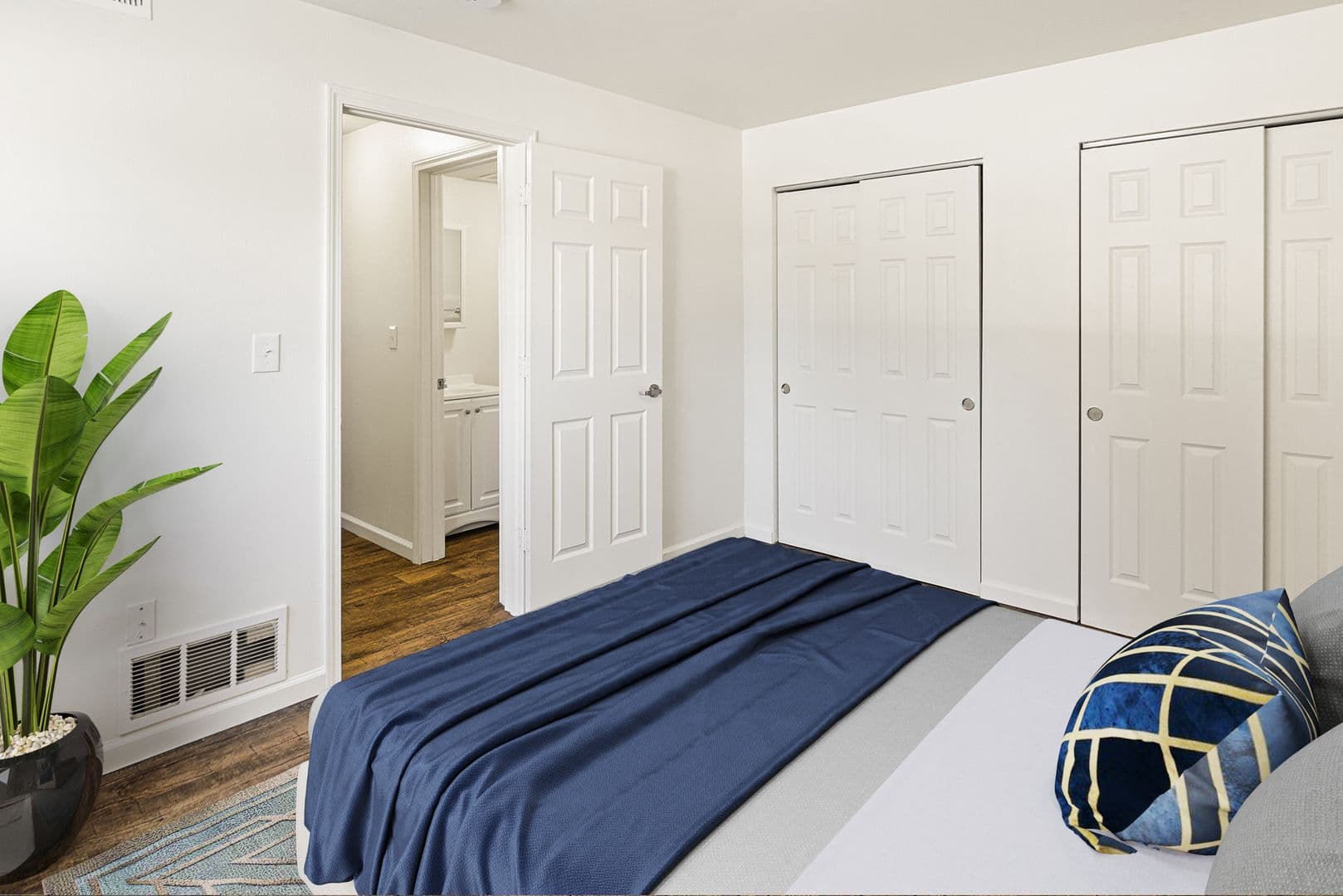 Wood River Apartment: 543 Charles Ave