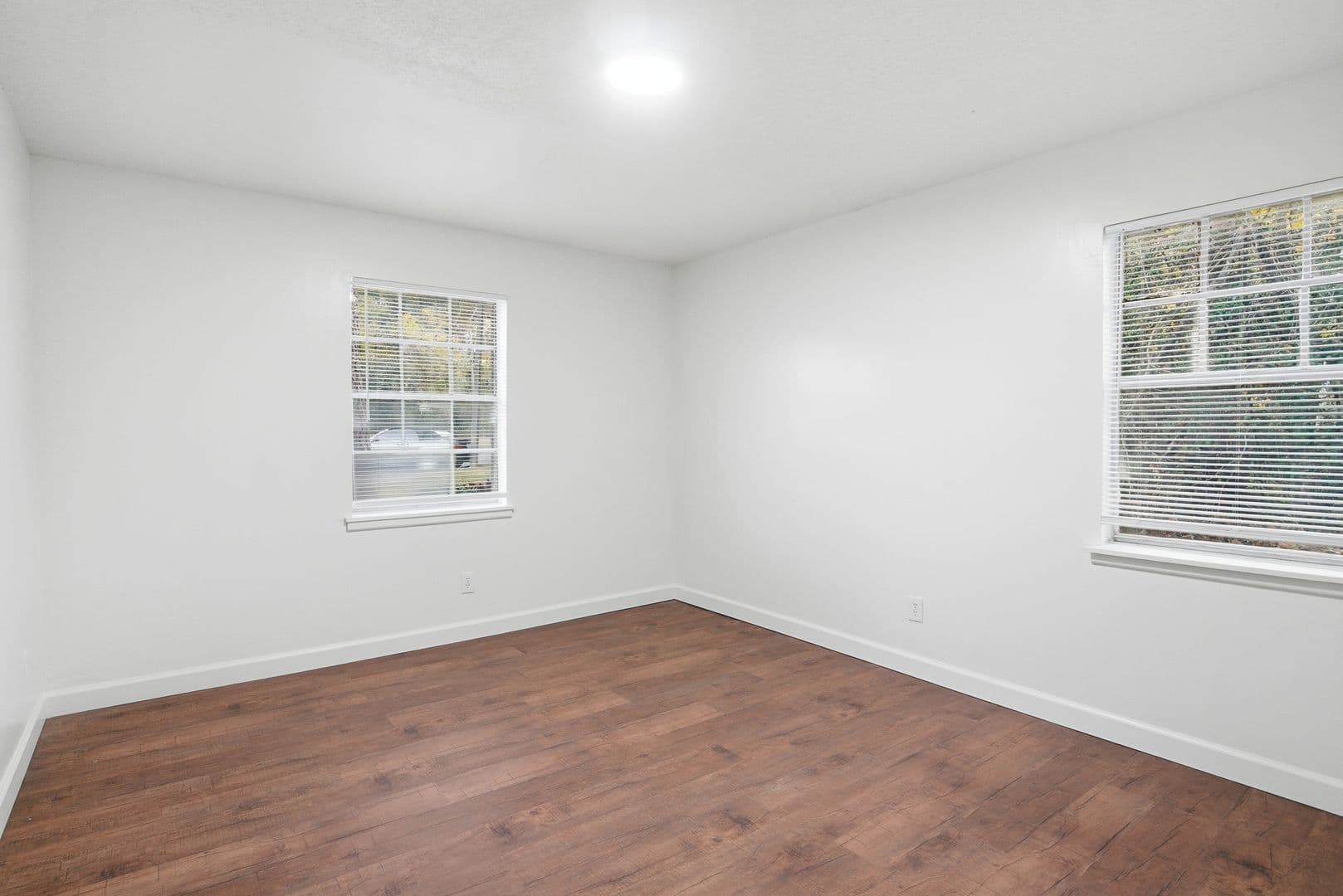 Jackson Apartment: 5255 Manhattan Road